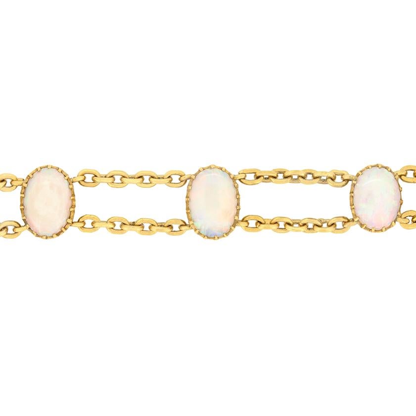 Viktorianisches 4,00ct Opal-Armband, um 1880 (Ovalschliff) im Angebot