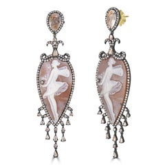 Victorian 42.1 ct. pt. Boucles d'oreilles pendantes avec camées et diamants Brown