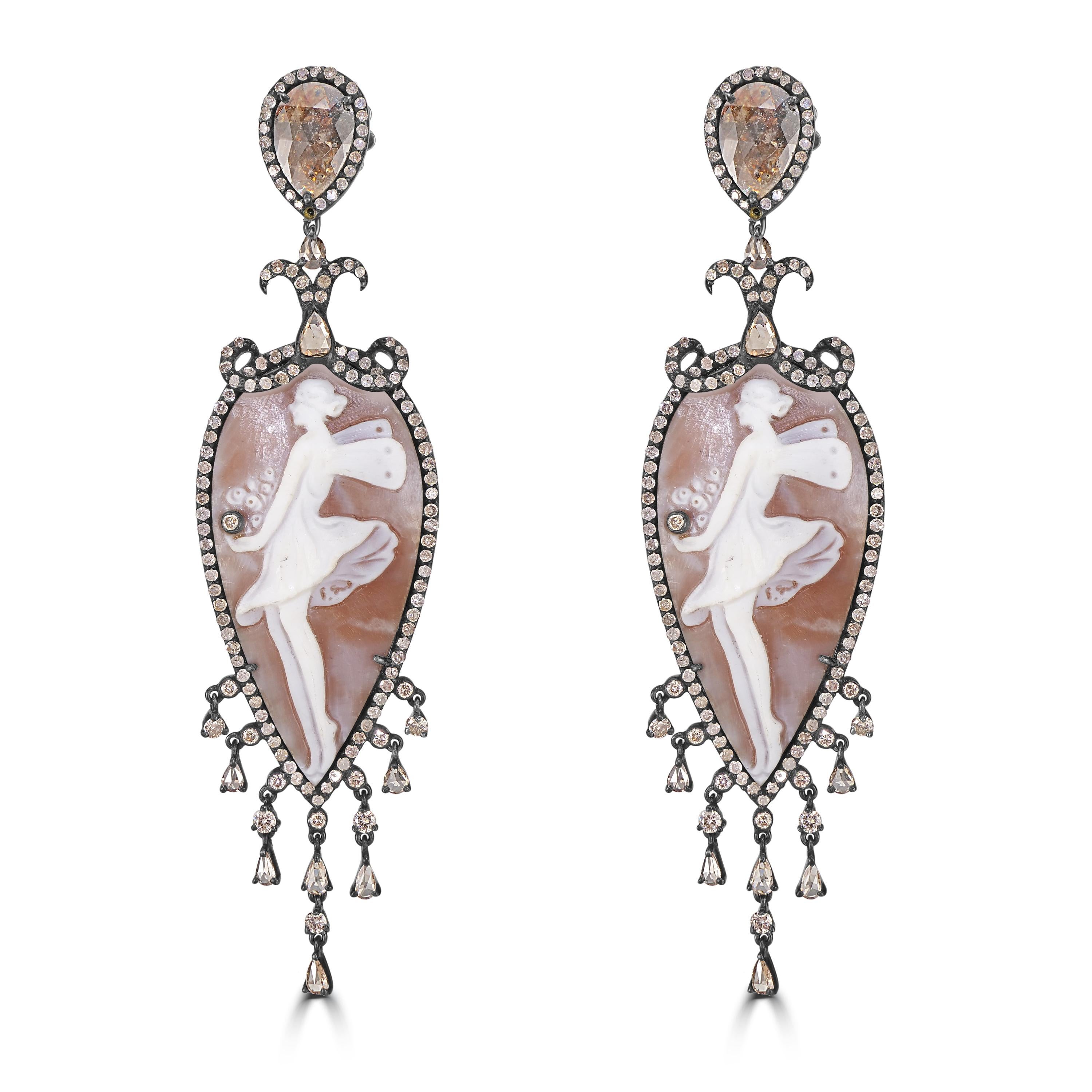 Victorian 42.1 Cttw. Brown Cameos and Diamond Chandelier Drop Dangle Earrings  In New Condition For Sale In New York, NY