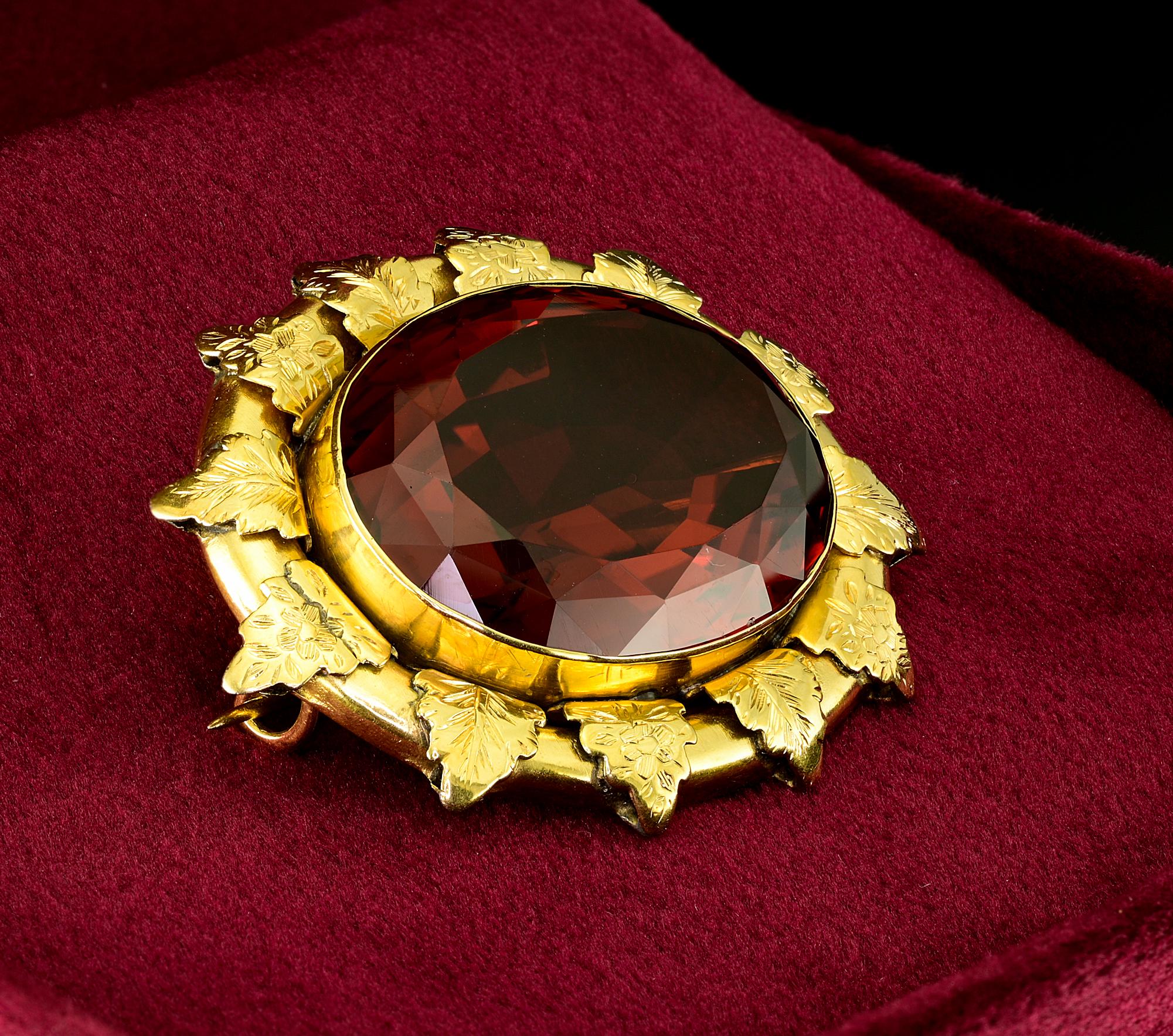 Victorian 44.50 Ct Madeira Citrine  18 KT Brooch In Good Condition For Sale In Napoli, IT