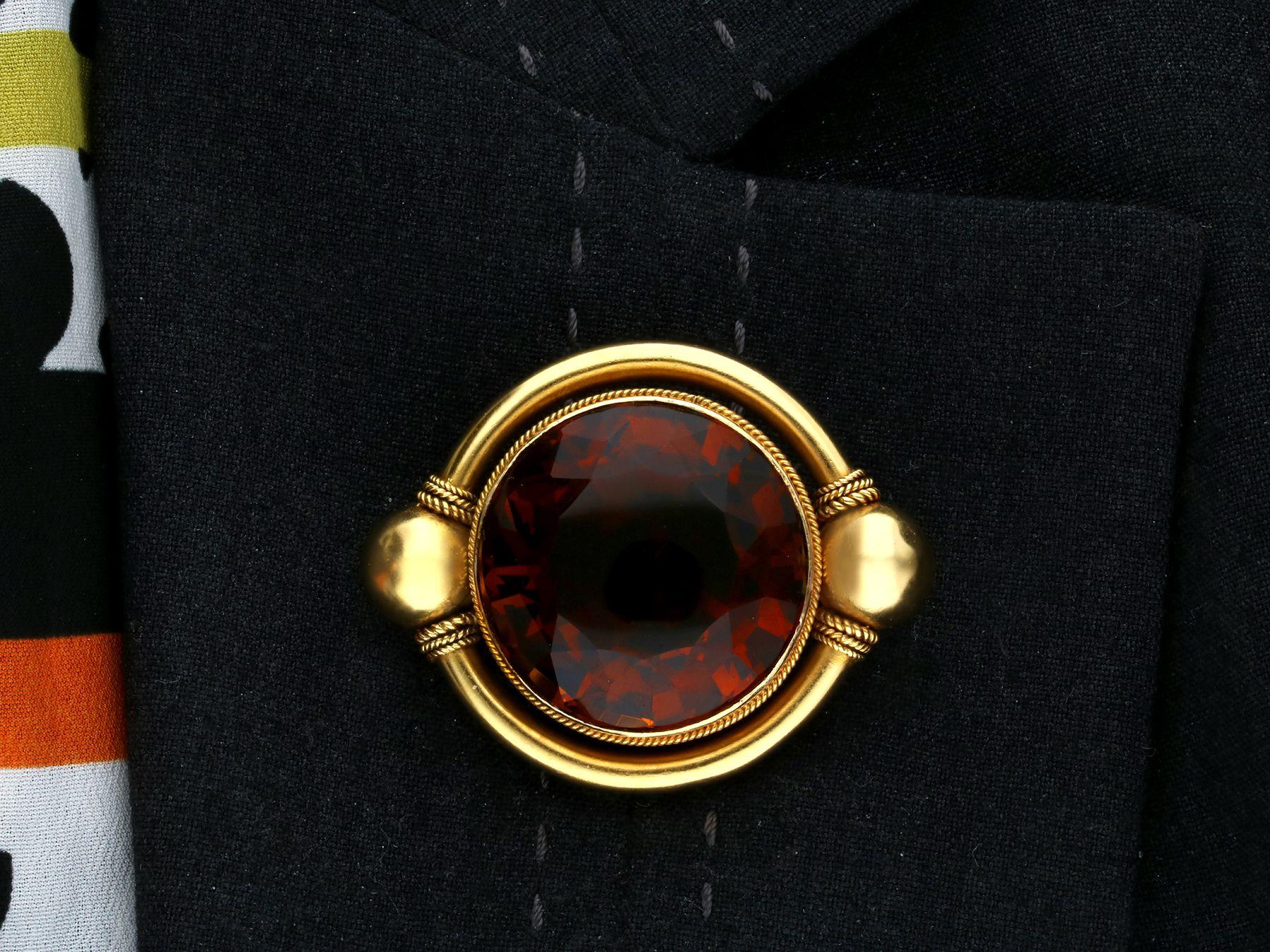 Victorian 44.68 Carat Smoky Quartz and Yellow Gold Brooch For Sale 3