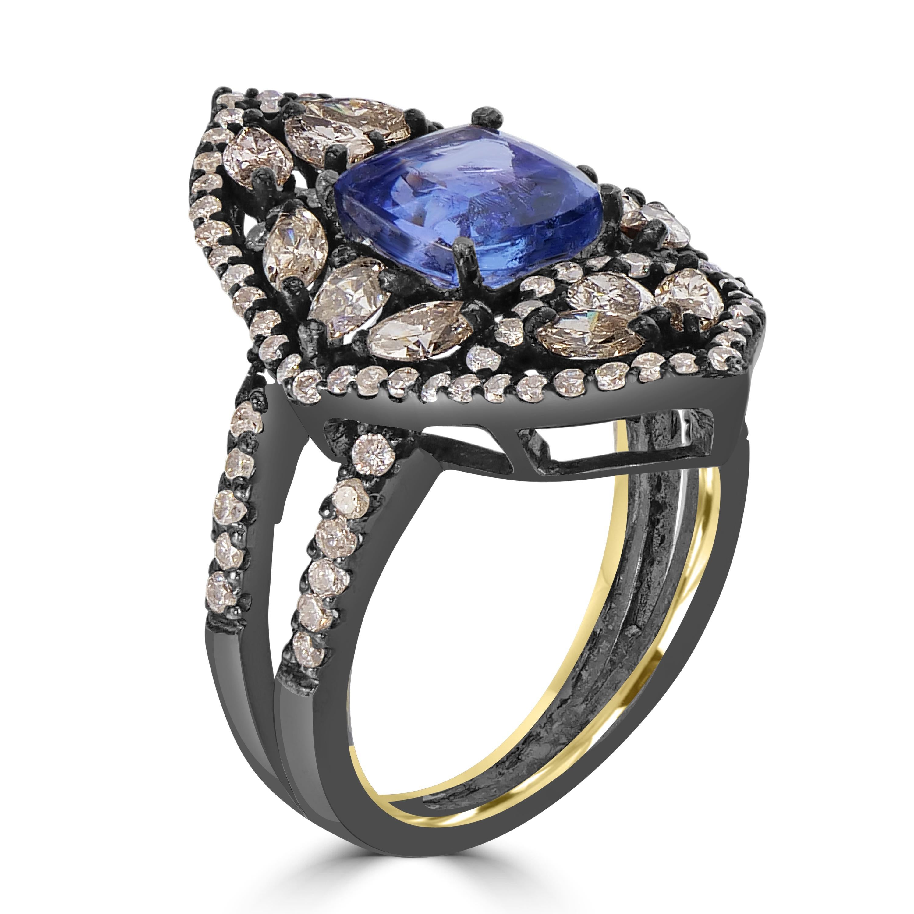 Viktorianischer Ring mit offenem, geteiltem Schaft aus 4,7 Tansanit und Diamant (Kissenschliff) im Angebot