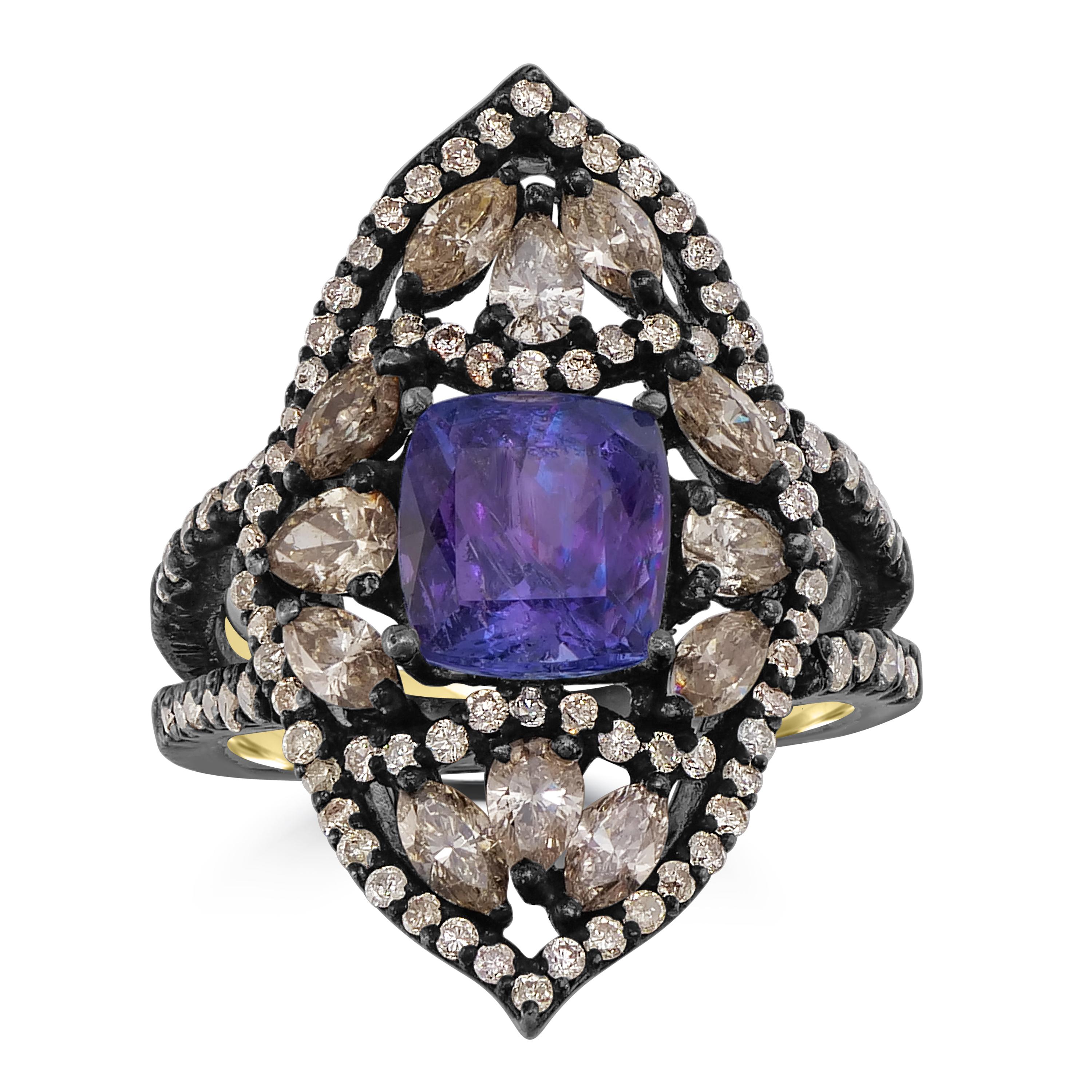 Victorian 4.7 Tanzanite and Diamond Open Work Split Shank Ring In New Condition For Sale In New York, NY