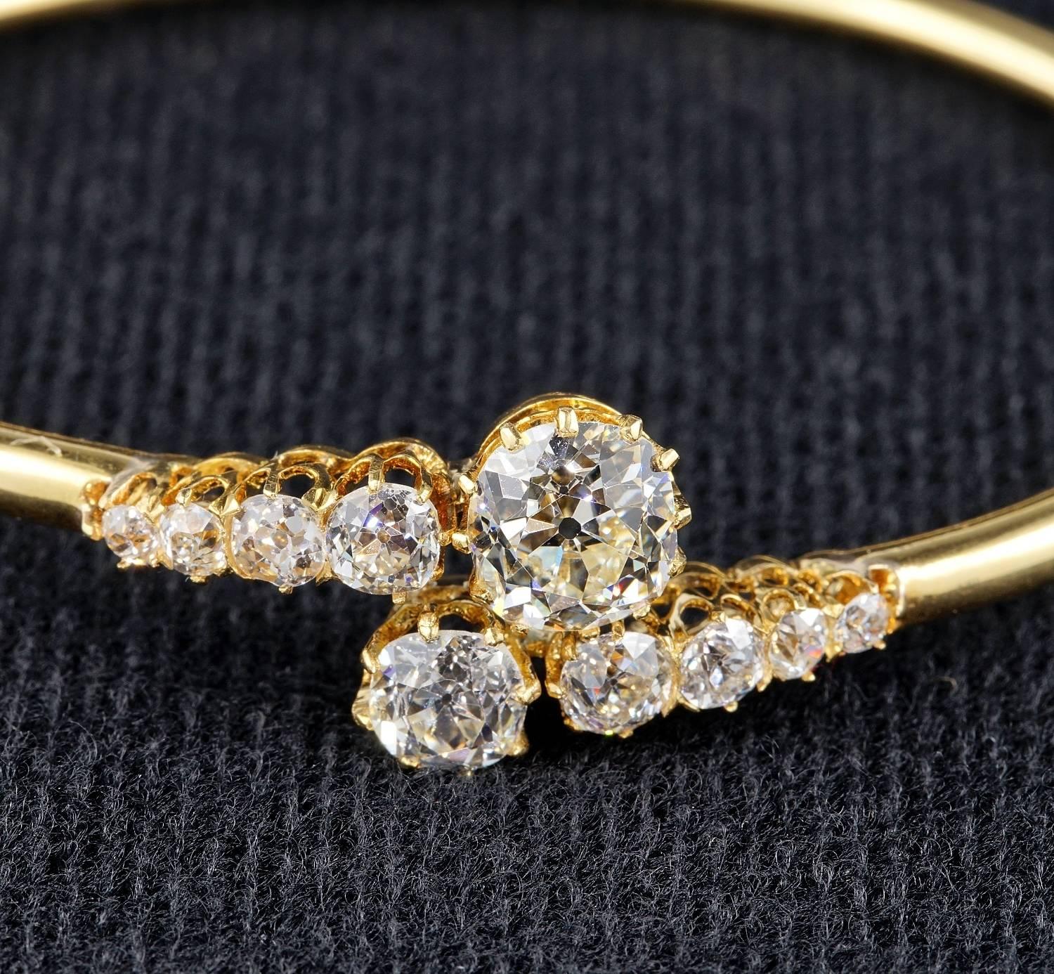 Victorian 4.80 Carat Diamond G/H VVS/VS Rare Bangle In Good Condition For Sale In Napoli, IT