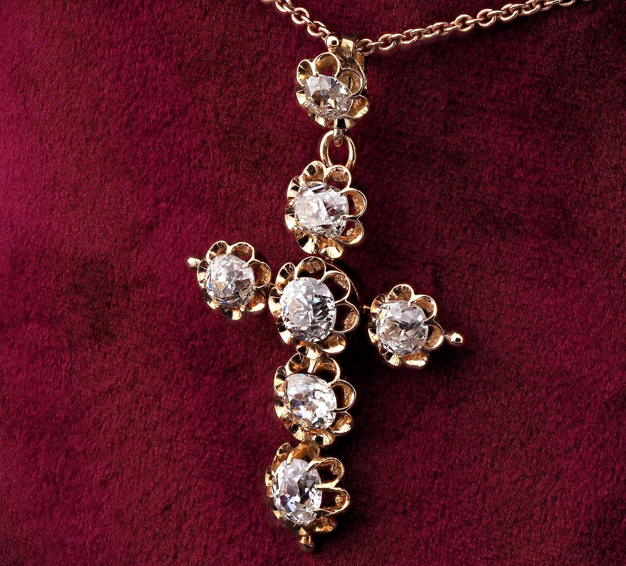 Viktorianisches 5,10 Karat Diamanten im alten Minenschliff, seltenes religiöses Kreuz 18 KT im Angebot 1