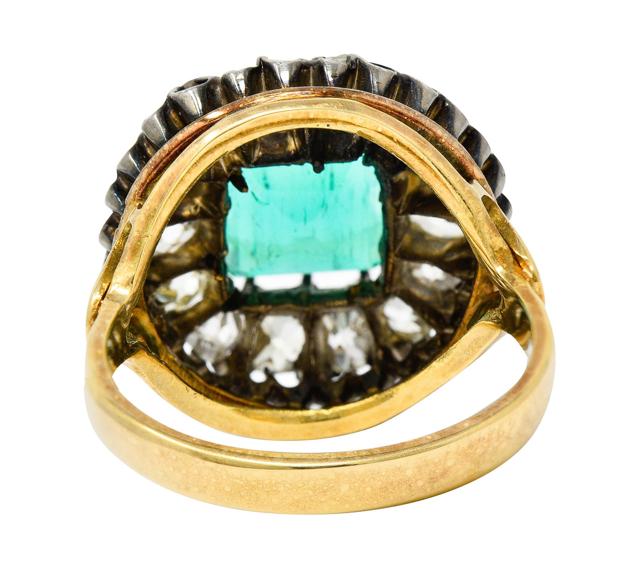 Victorian 5.25 Carats Emerald Diamond Silver-Topped 18 Karat Gold Cluster Ring In Excellent Condition In Philadelphia, PA