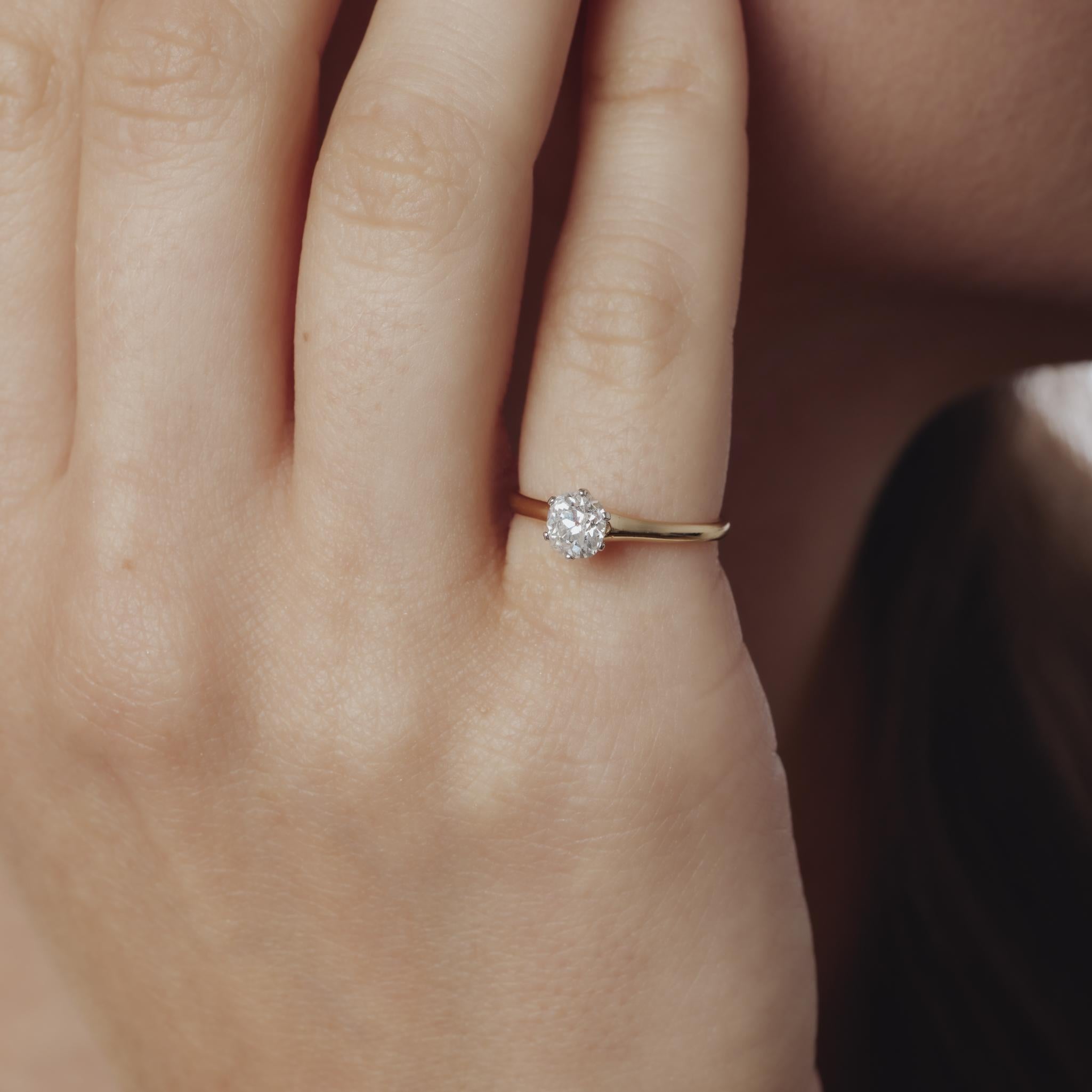  Bague de fiançailles victorienne en or jaune 14k avec un diamant taille ancienne de 0,54 carat Pour femmes 