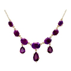Victorian 6.22 Carat Amethyst and Yellow Gold Necklace Victorian 6.22 Carat Amethyst and Yellow Gold Necklace