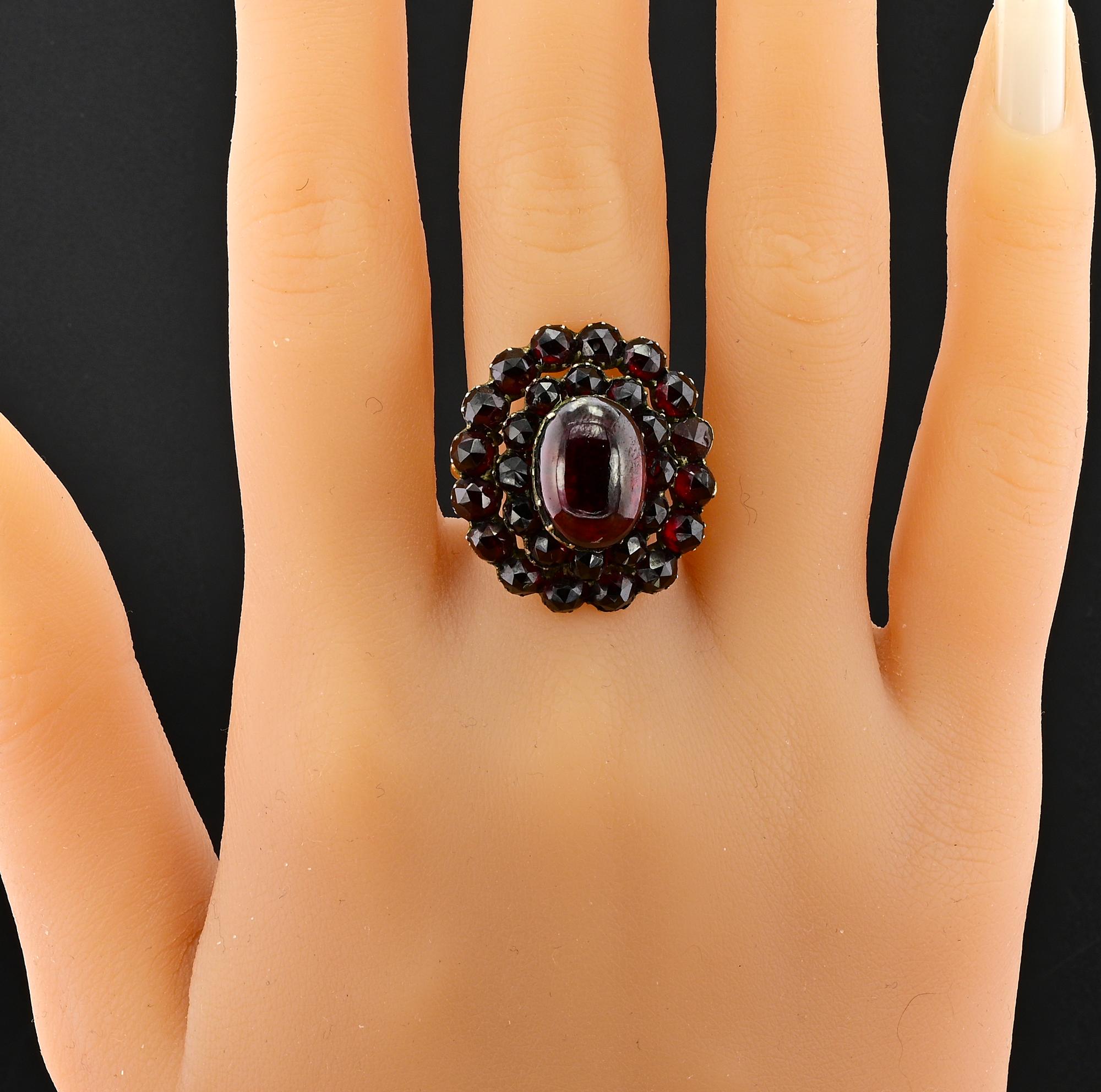 Victorian 6.30 Ct Bohemian Garnet Plus Solid Gold Antique Ring For Sale 3