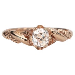 Victorian .64 Ct Alte Mine Kissenschliff Diamant Butterblume Solitär Rose Gold Ring