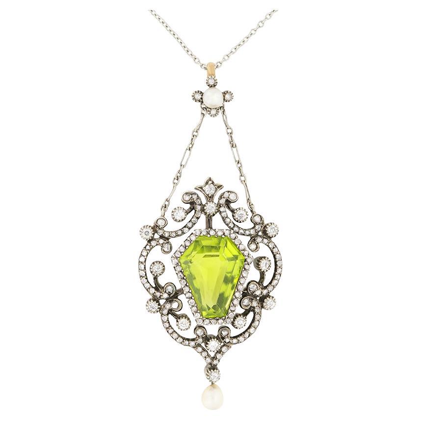 Victorian 6.50ct Peridot, Diamond and Pearl Necklace, c.1880s For Sale