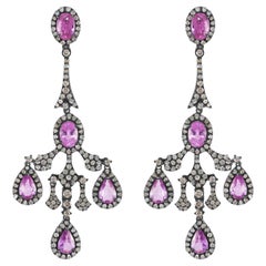 Victorian 6.6 ct. pt. Boucles d'oreilles chandelier en saphir rose et diamant 
