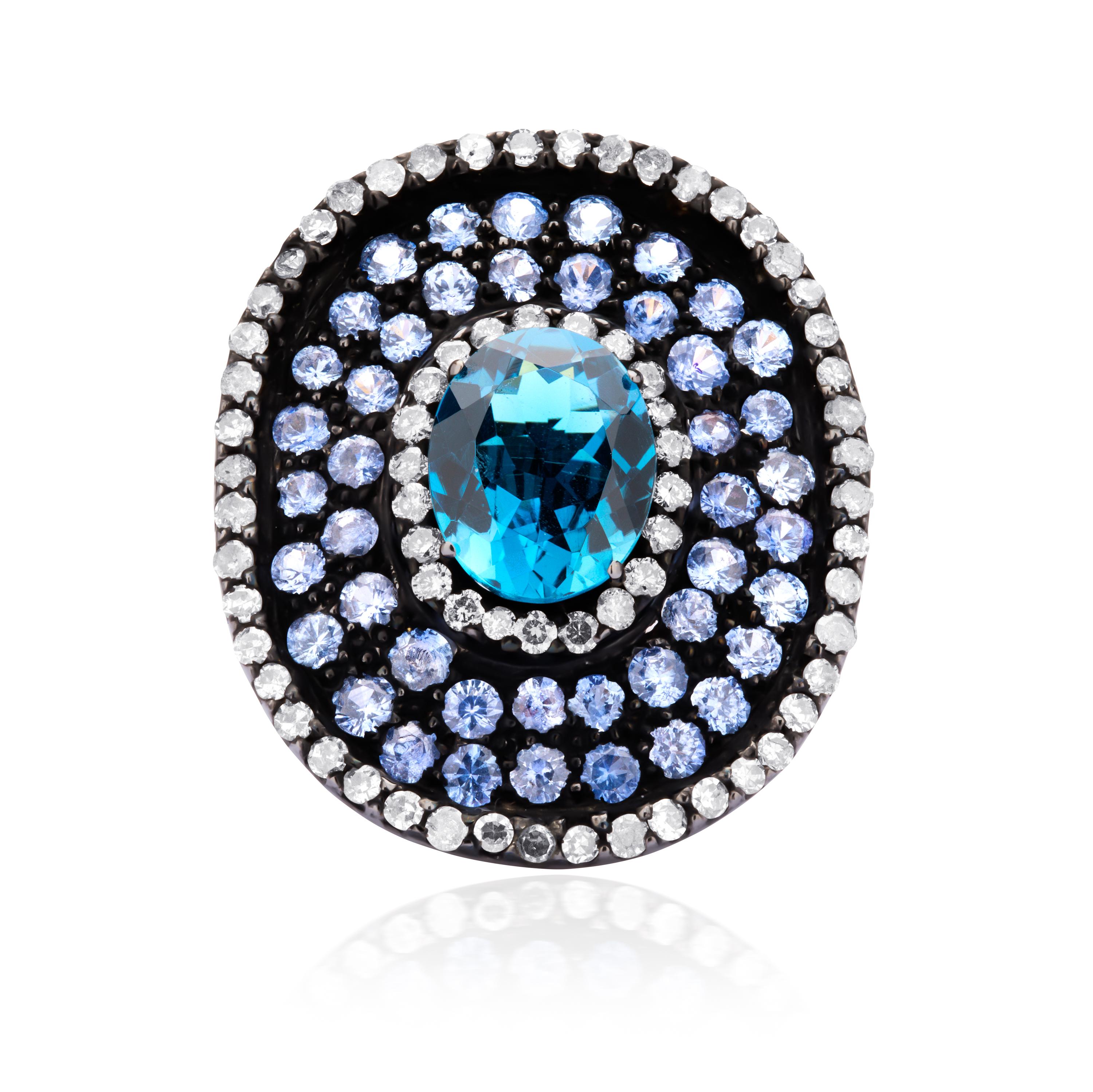 Victorian 6 Carat T.W Blue Topaz, Blue Sapphire and Diamond Cluster Ring In New Condition In New York, NY