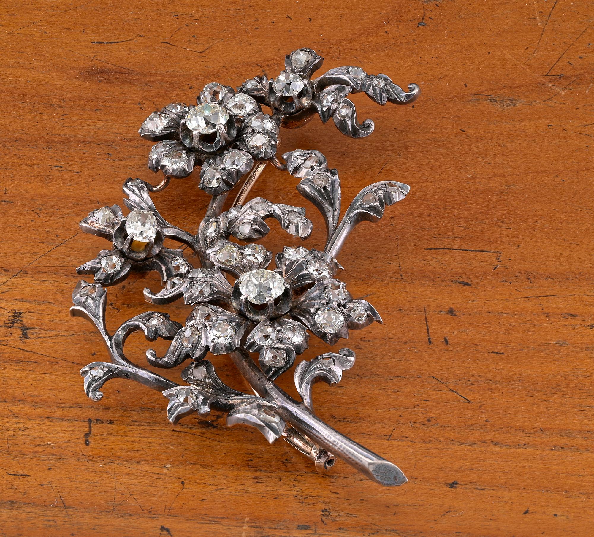 Victorien Broche fleurie victorienne en diamants de 7,50 carats en vente