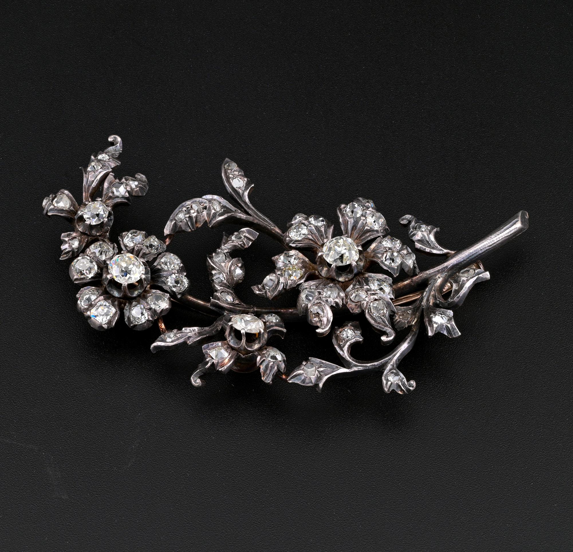 Broche fleurie victorienne en diamants de 7,50 carats Bon état - En vente à Napoli, IT