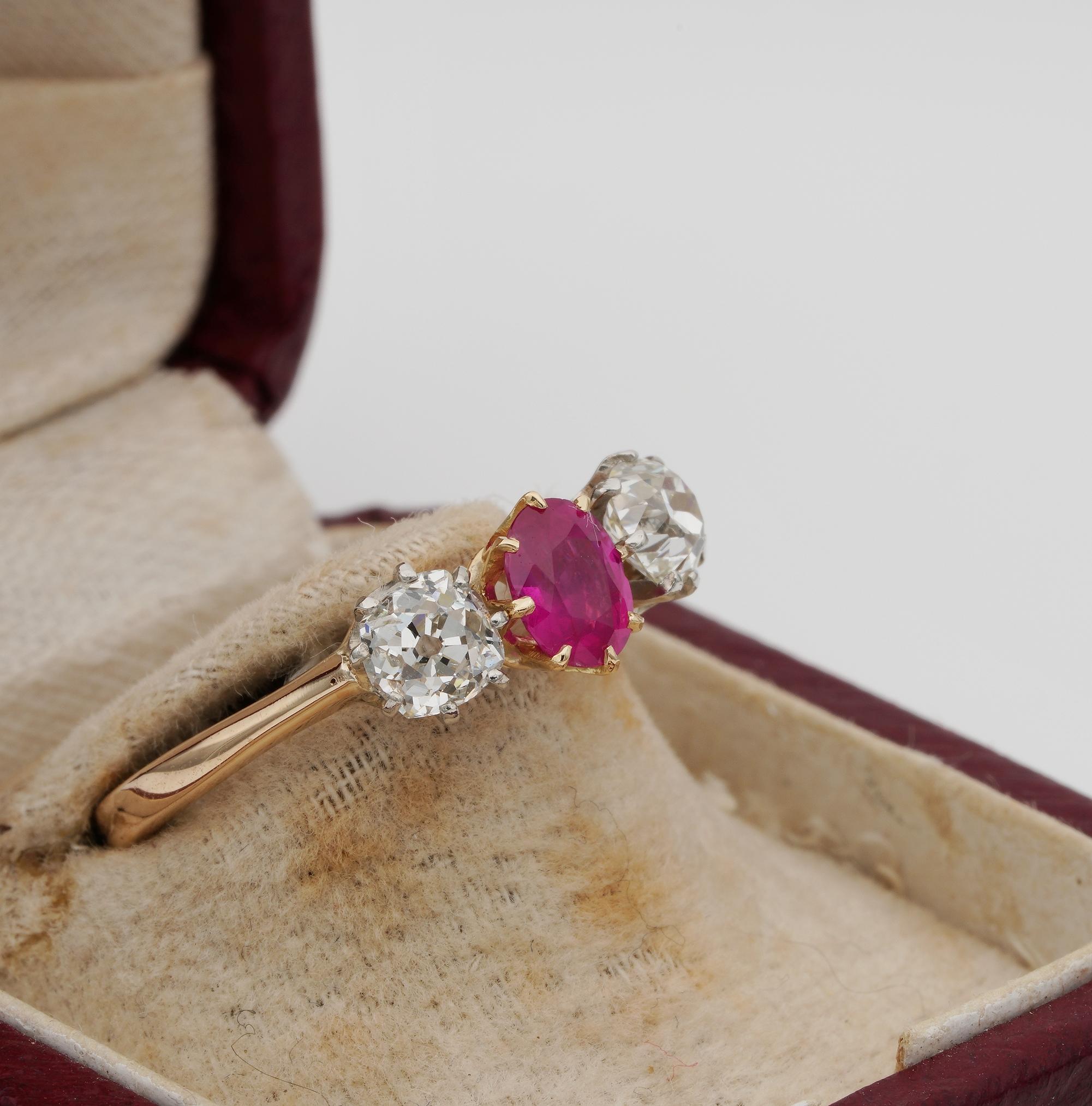 Victorian .80 Carat Burmese Ruby 1.20 Carat Old Mine Diamond Trilogy Ring In Good Condition For Sale In Napoli, IT