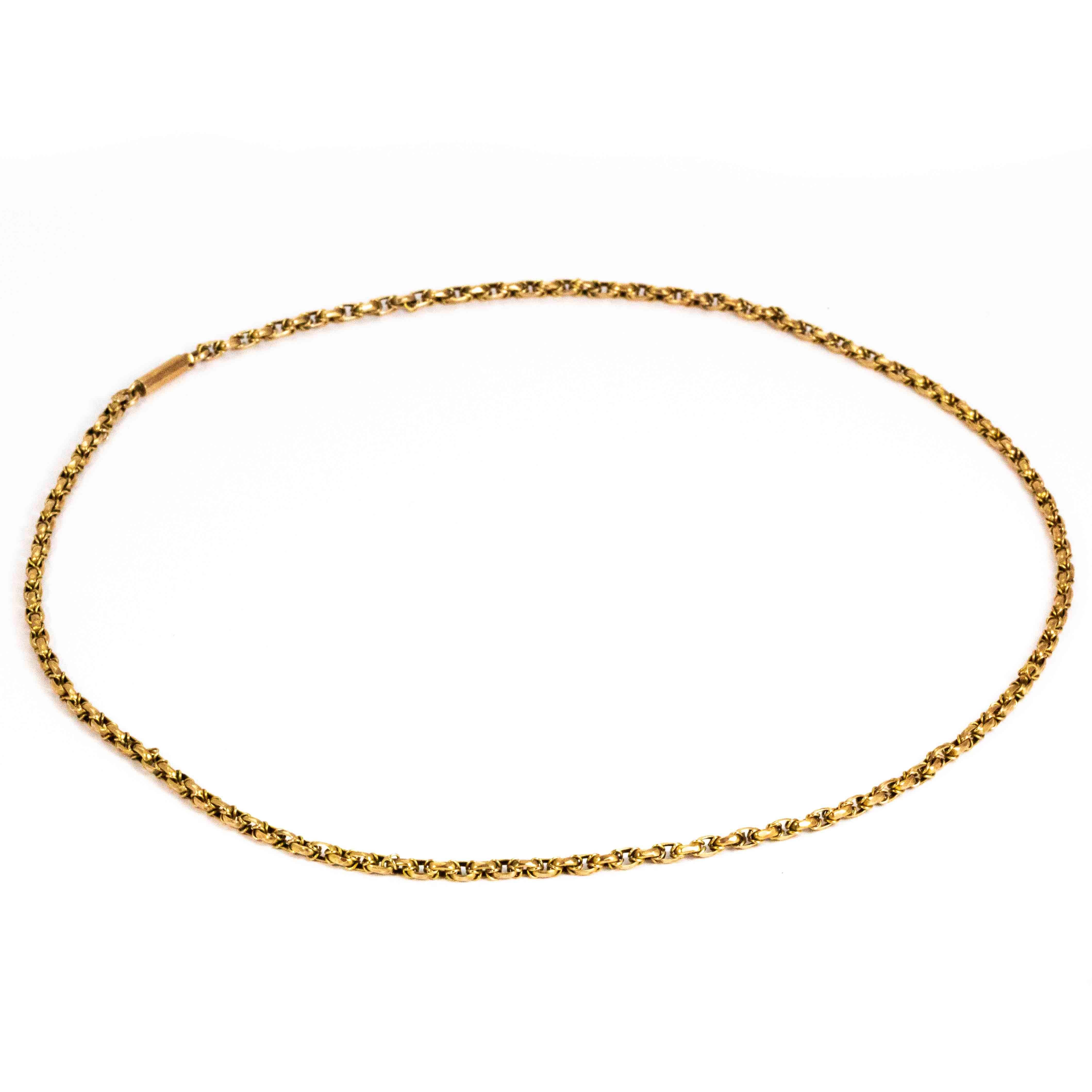 Victorian 9 Carat Gold Belcher Link Chain Necklace In Good Condition In Chipping Campden, GB