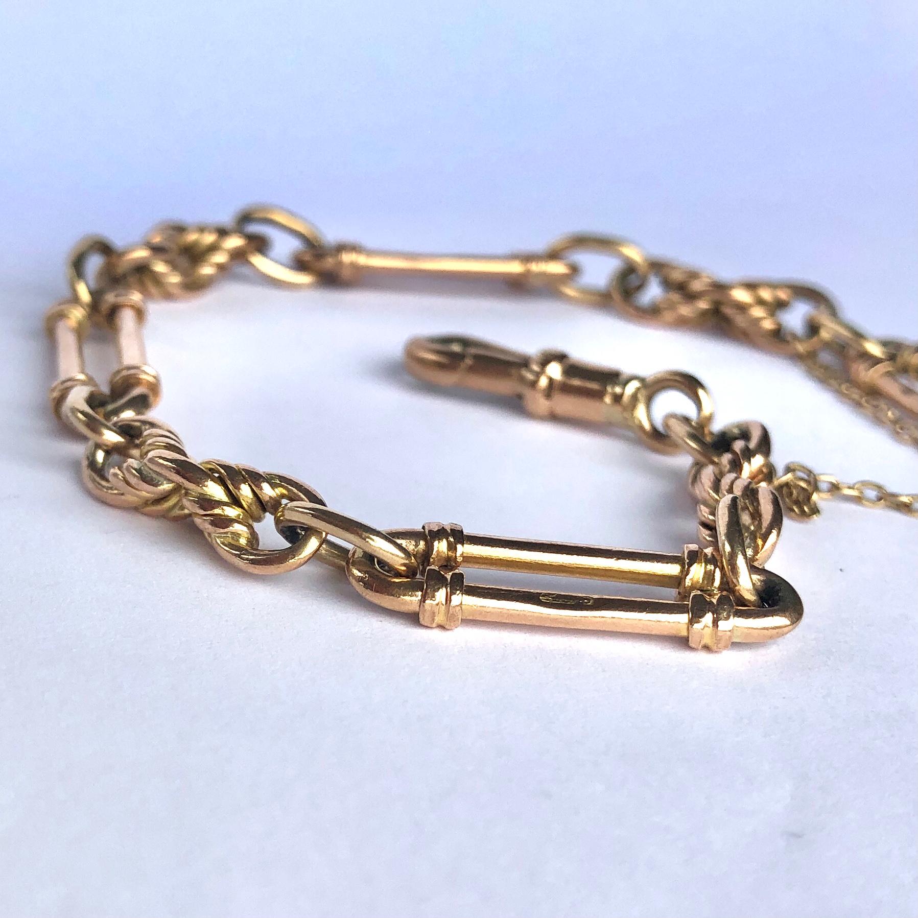 Victorian 9 Carat Gold Fancy Chain Bracelet In Good Condition In Chipping Campden, GB