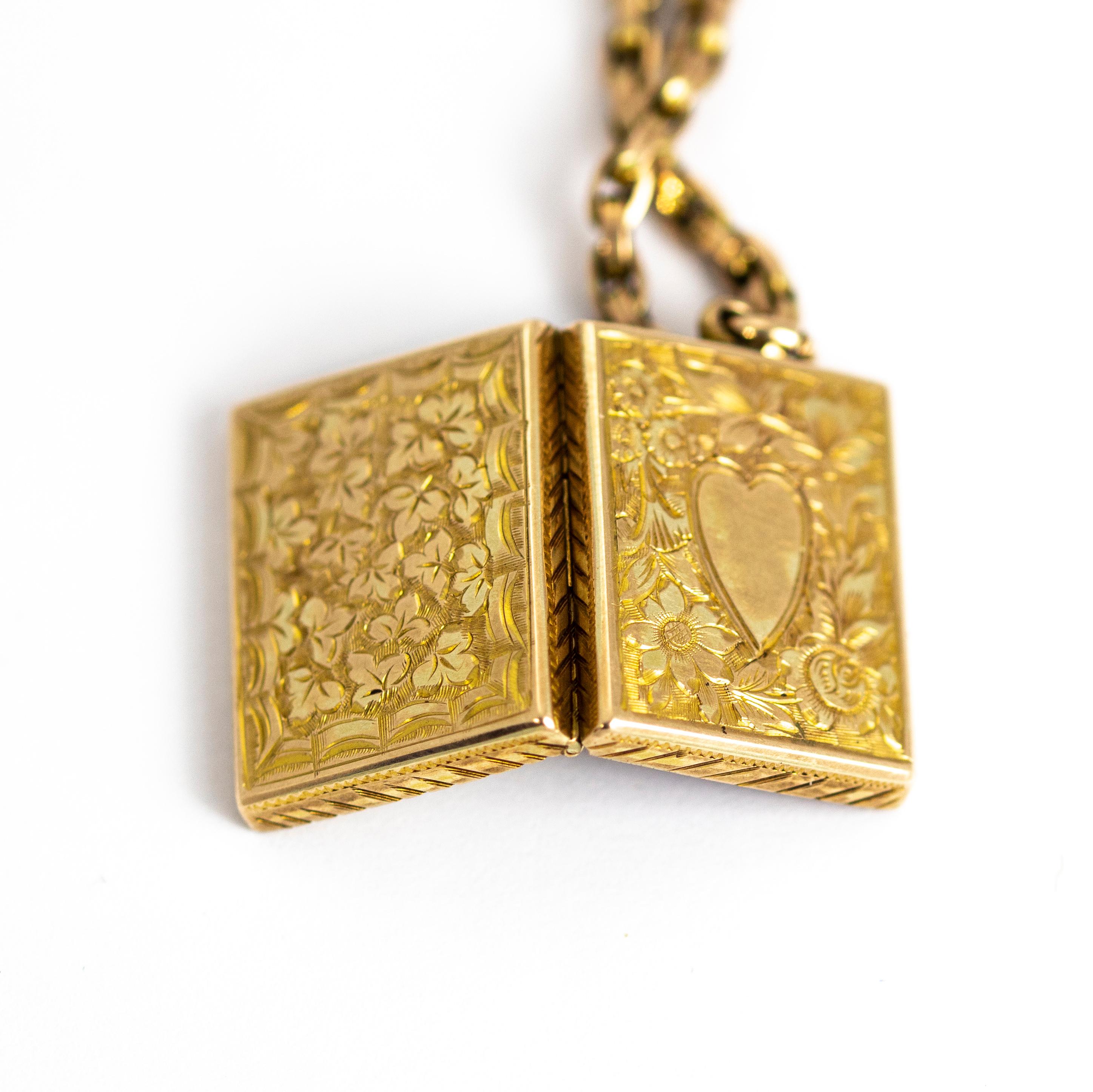 Victorian 9 Carat Gold Locket Longuard 1