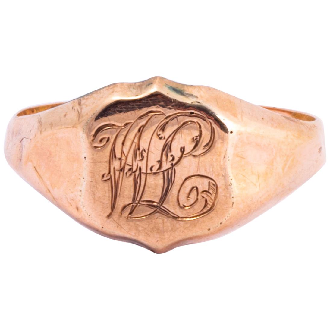 Victorian 9 Carat Gold Signet Ring