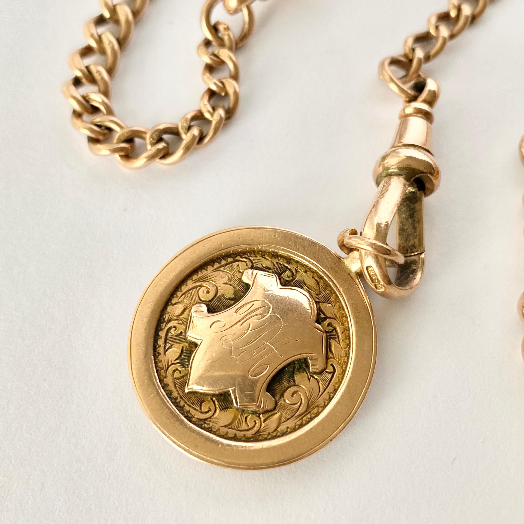 This rose gold albert chain is the perfect addition to any gents wardrobe or can be worn as a necklace and has dog clips on both ends and a t-bar at the centre. The Albert also has a medal with the engraved initials 'BDA'. Fully hallmarked