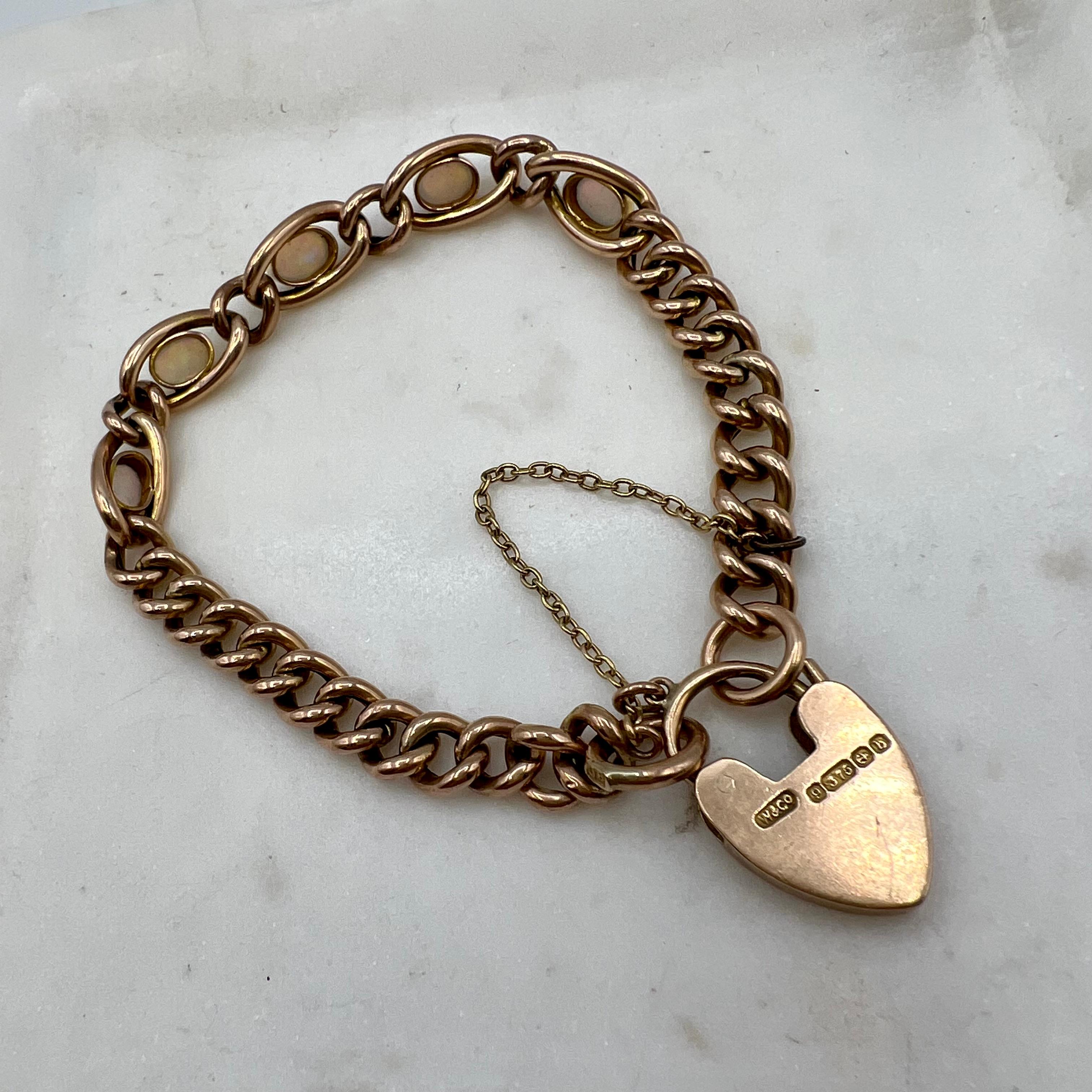 Viktorianisches viktorianisches Armband aus 9 Karat Roségold und Opal mit Herz (Cabochon)