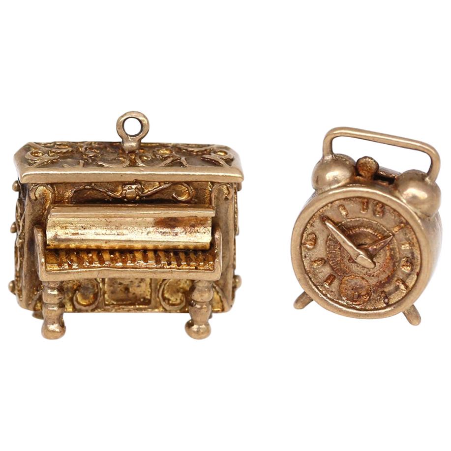 Victorian 9 Karat Gold Charms Piano Alarm Clock for Bracelet
