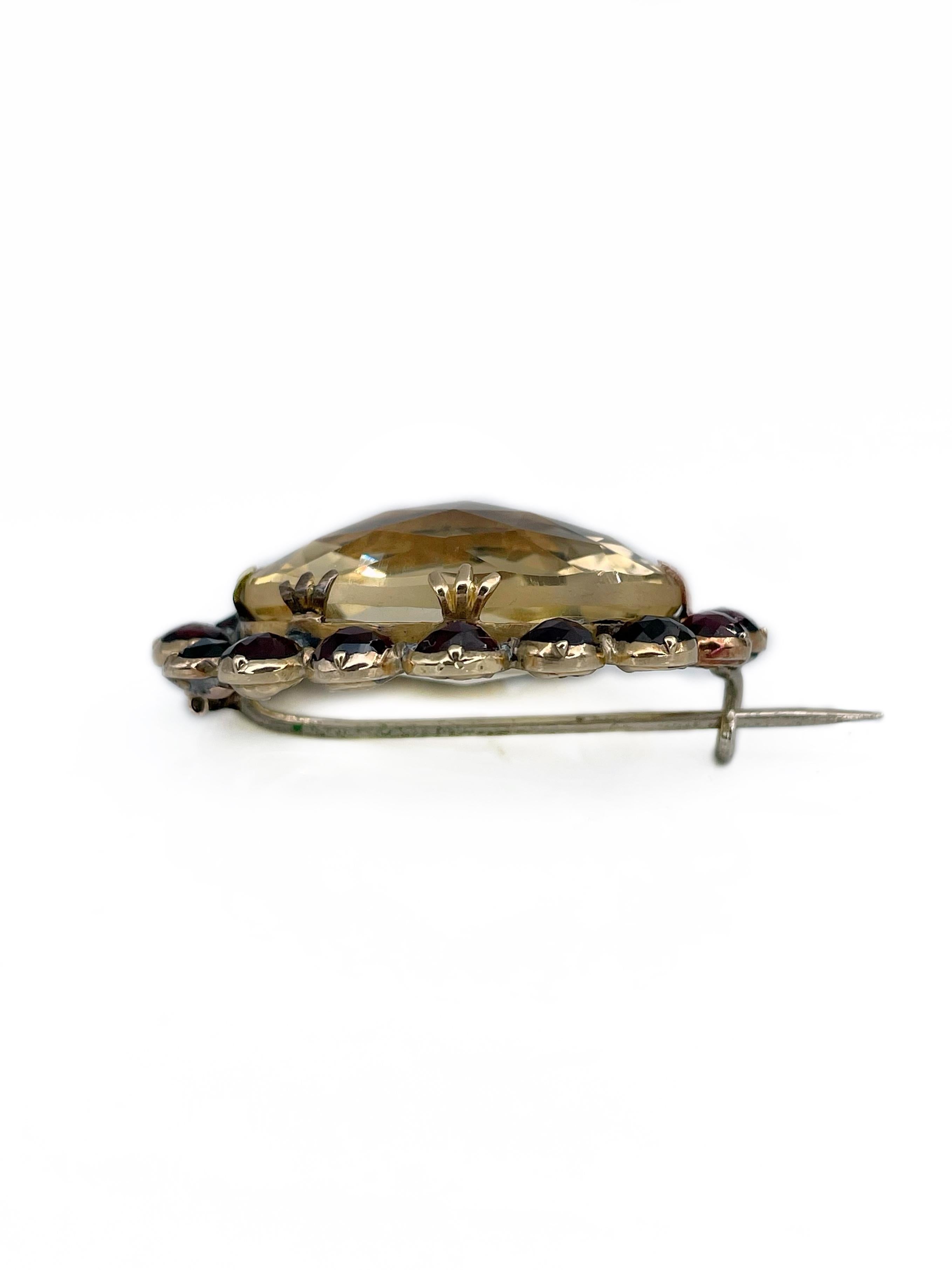 Victorian 9 Karat Gold Citrine Rose Cut Garnet Oval Pin Brooch In Good Condition For Sale In Vilnius, LT