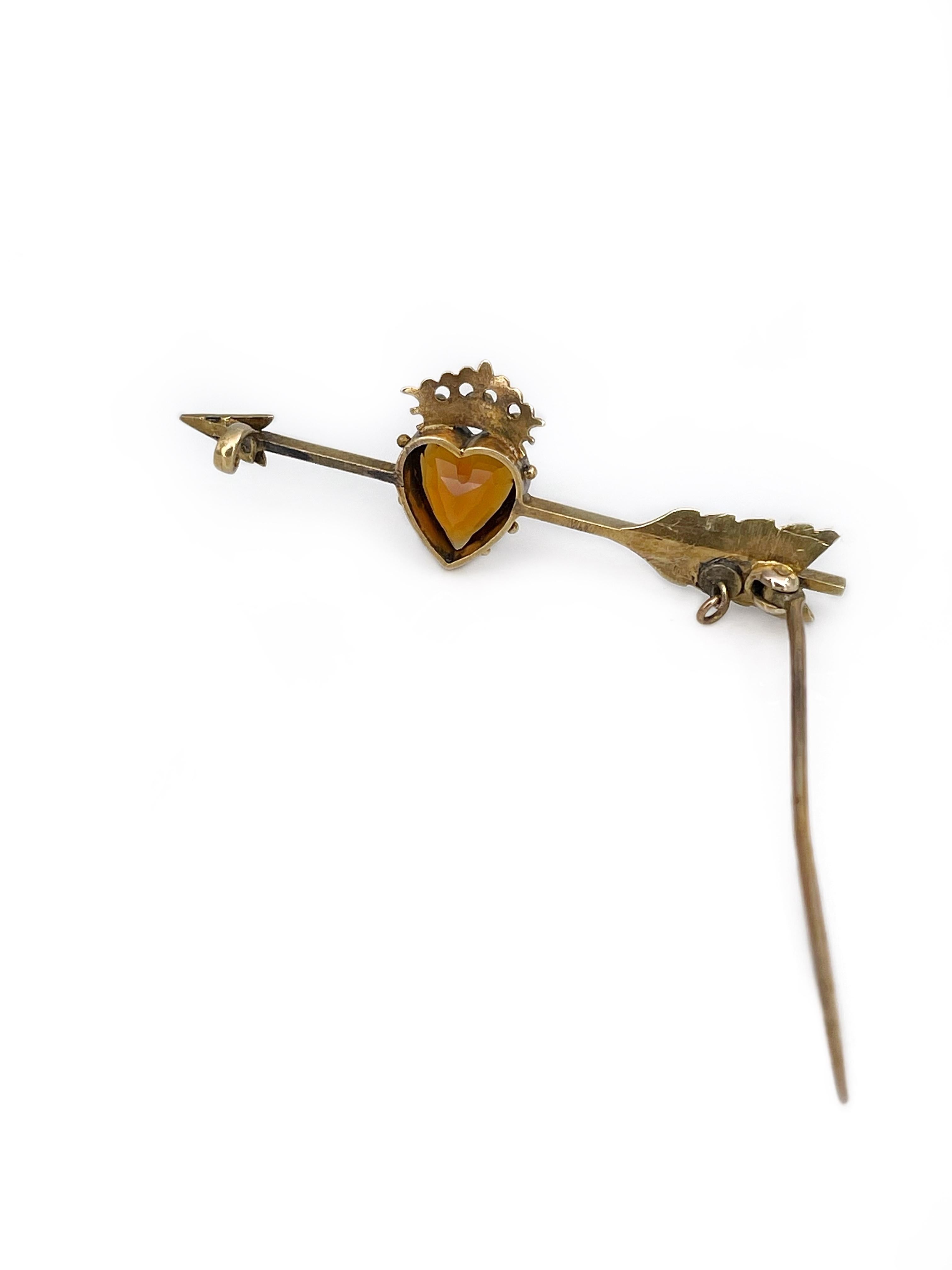 Victorian 9 Karat Gold Citrine Seed Pearl Ruby Crown Heart Arrow Bar Brooch In Good Condition In Vilnius, LT