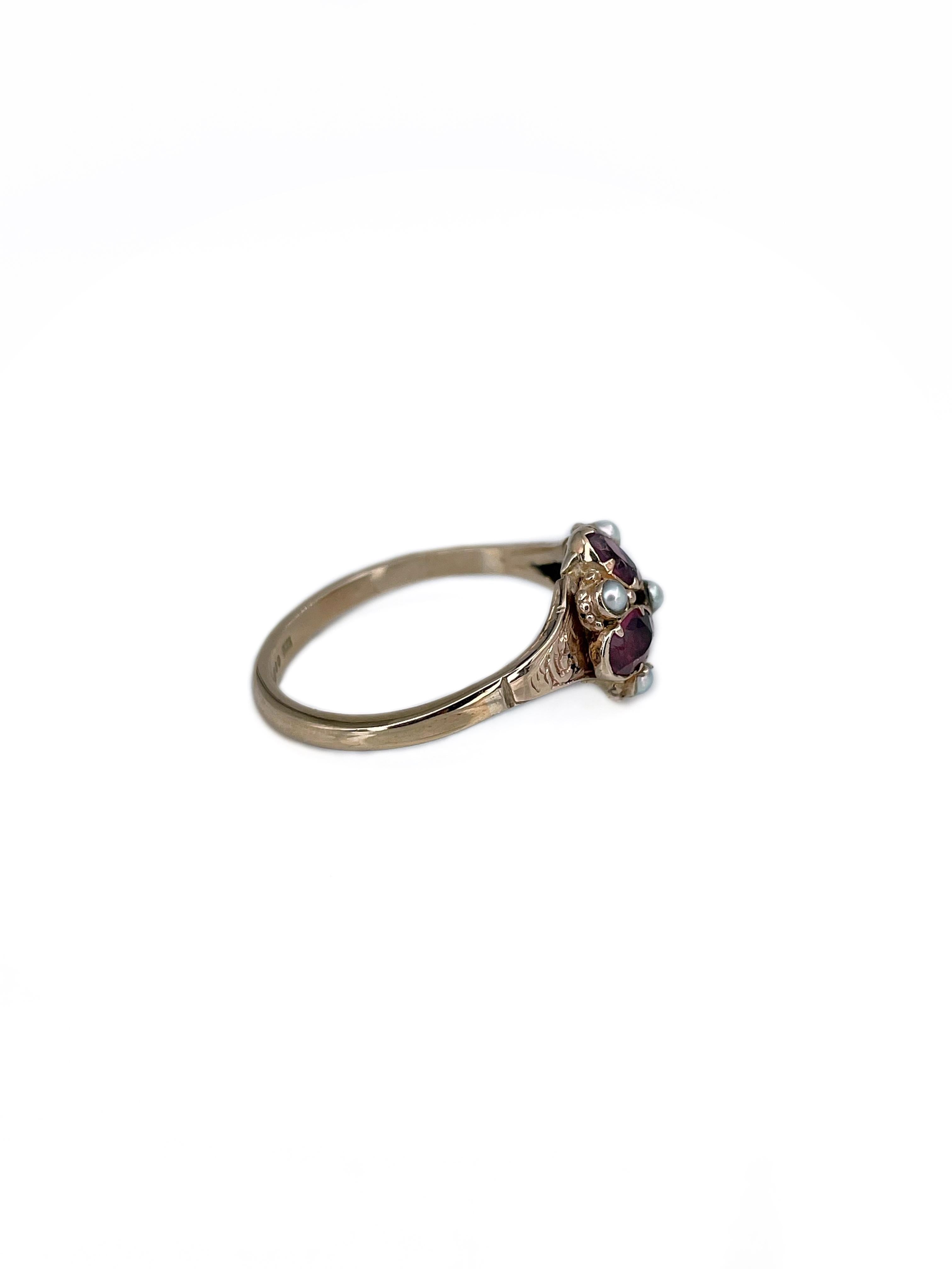 Victorian 9 Karat Gold 1.00 Carat Garnet Rhodolite Seed Pearl Ring In Good Condition For Sale In Vilnius, Vilniaus apskr.