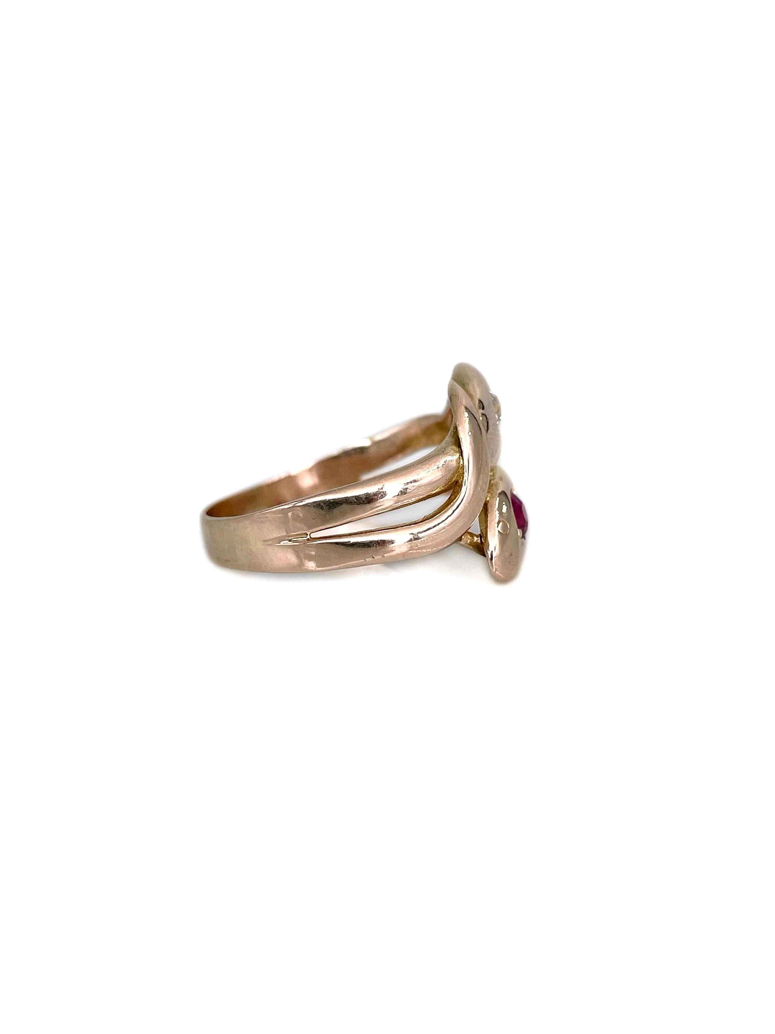 Victorian 14 Karat Gold 0.18 Carat SI Ruby 0.10 Carat VS Diamond Snake Ring In Good Condition For Sale In Vilnius, Vilniaus apskr.