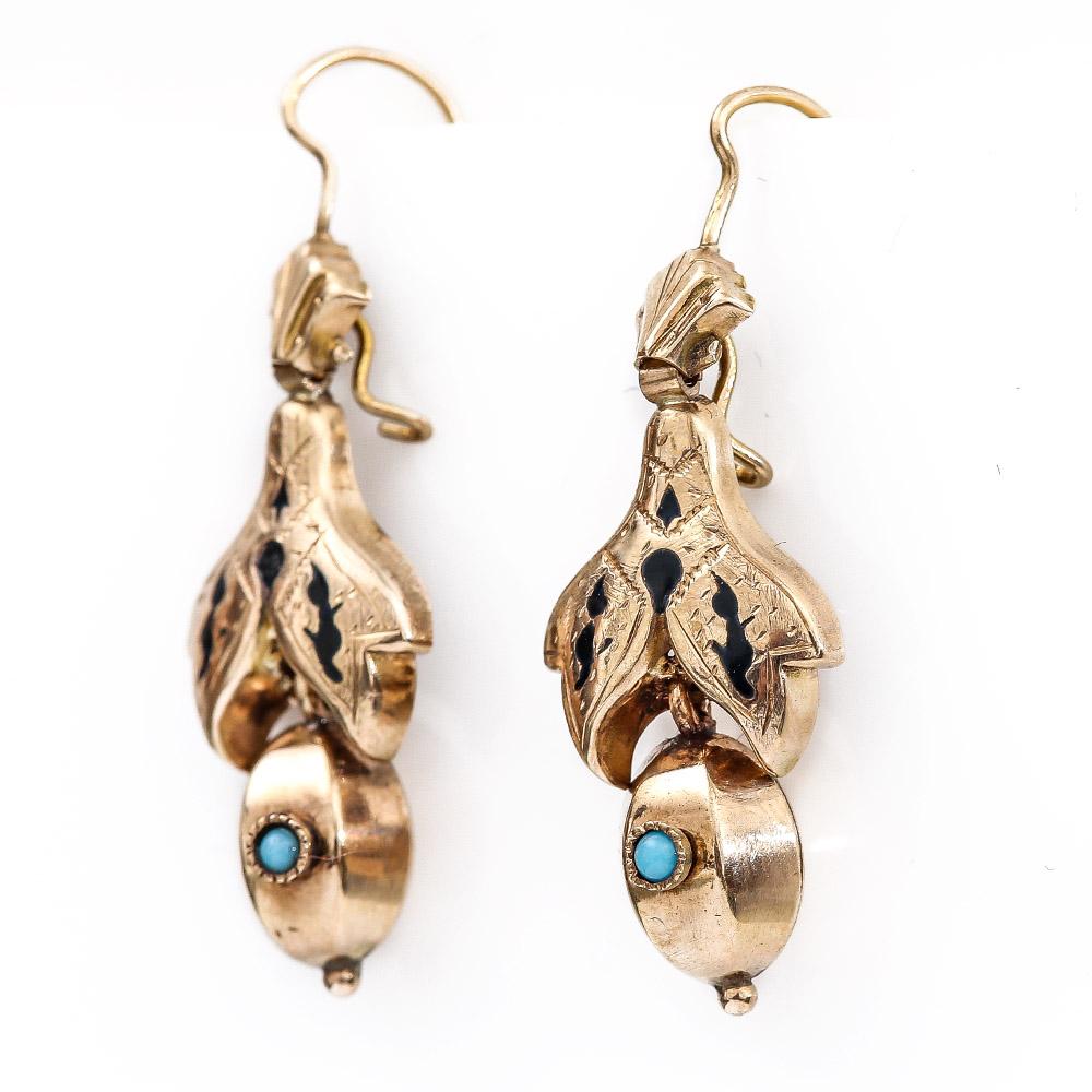 A pretty pair of 9k yellow gold pierced black enamel Victorian drop earrings with turquoise set faceted drops. These original antique gold earrings are typical of the design prevalent in the 1880’s/1890’s. These are articulated drops with hook wires