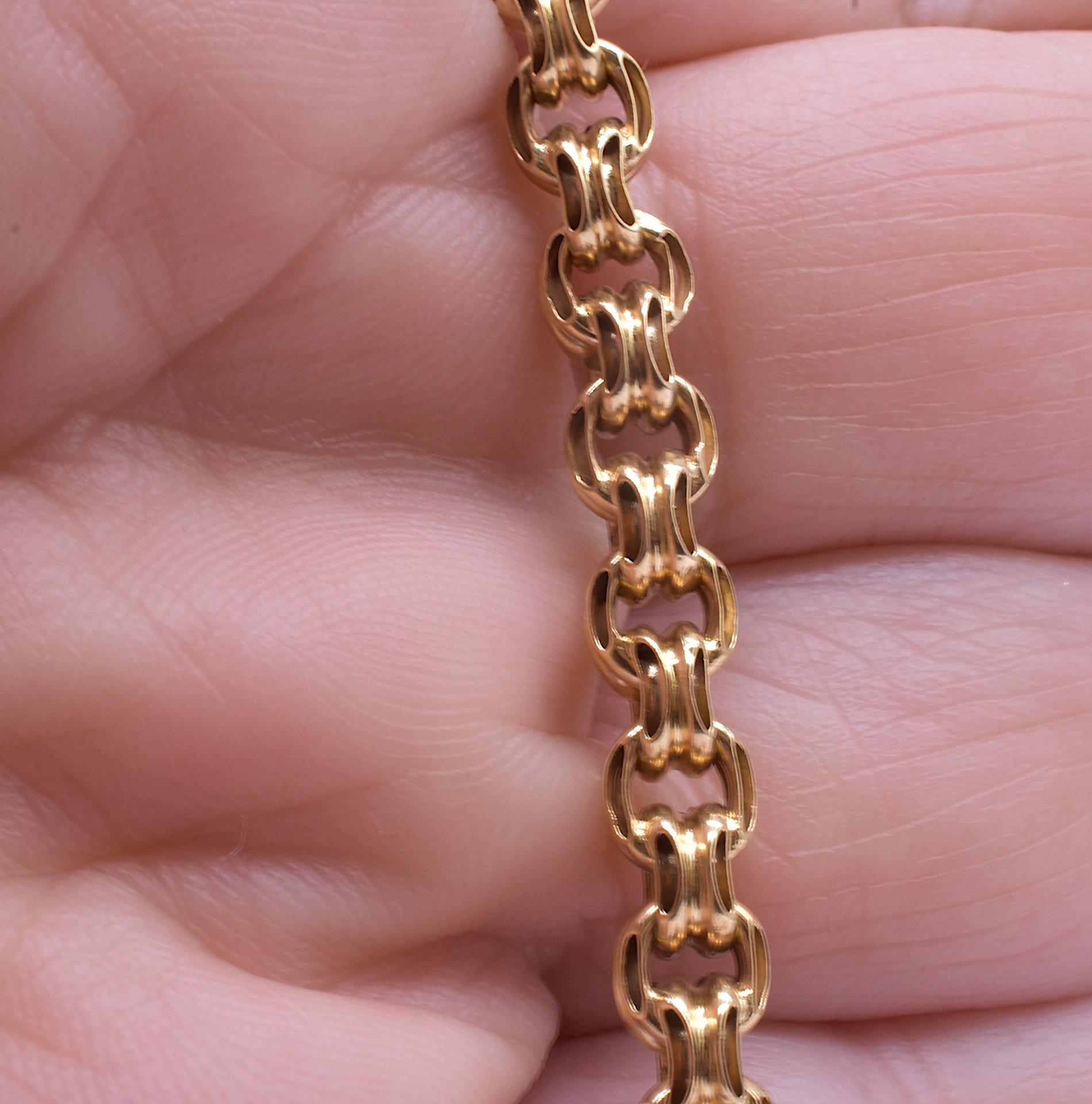 Chaîne de montre de garde victorienne à nœud d'amour en or 9 carats en vente 5