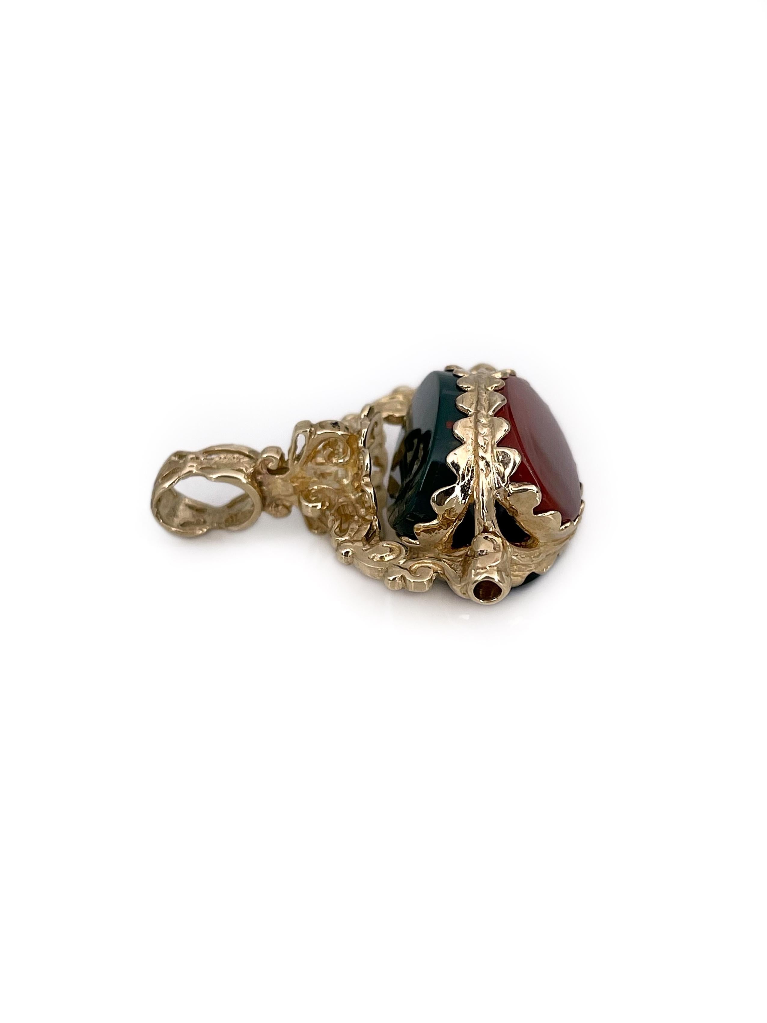 Women's or Men's Victorian 9 Karat Gold Onyx Carnelian Bloodstone Swivel Fob Pendant Necklace