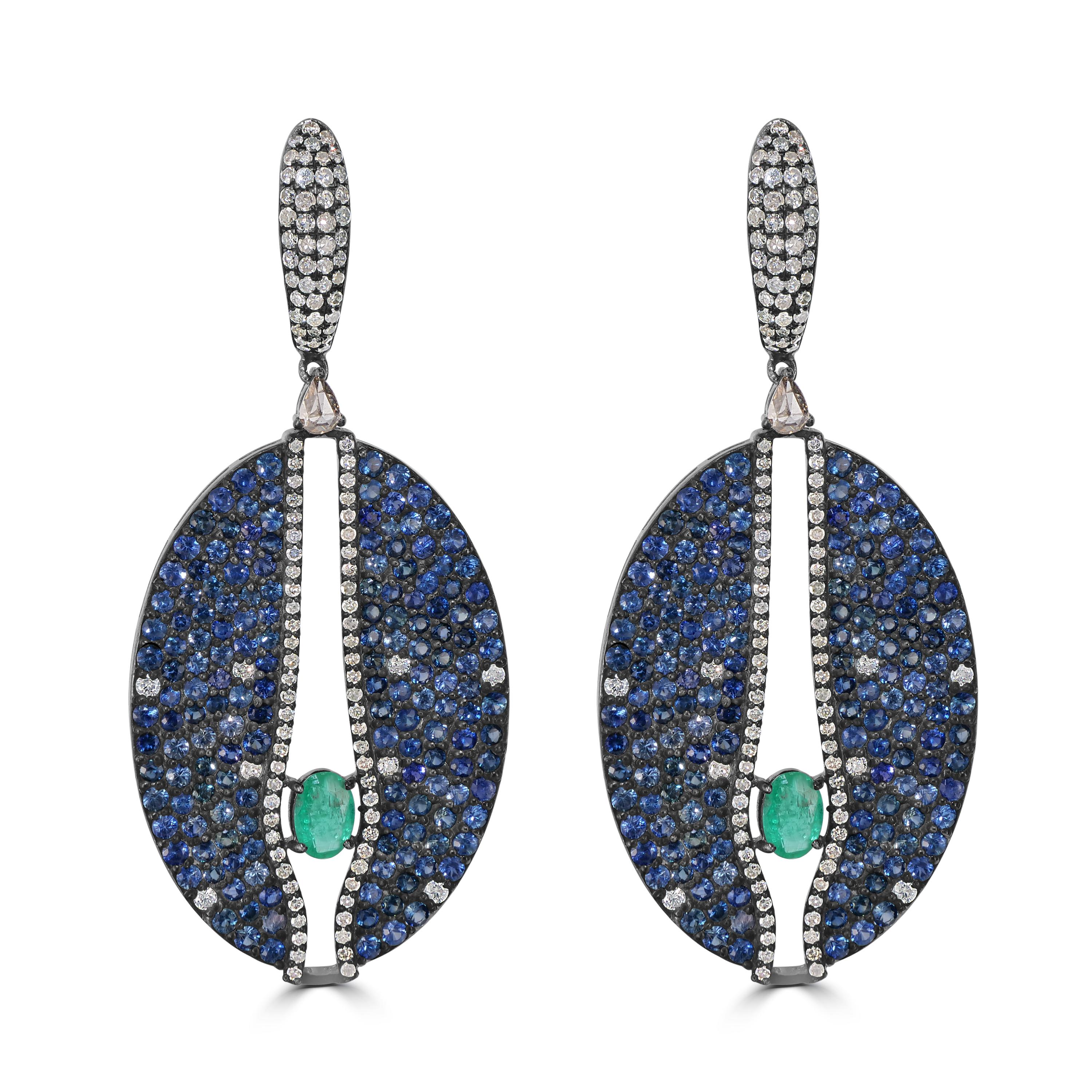 Victorian 9.2 Cttw. Emerald, Blue Sapphire and Diamond Dangle Earrings  In New Condition For Sale In New York, NY