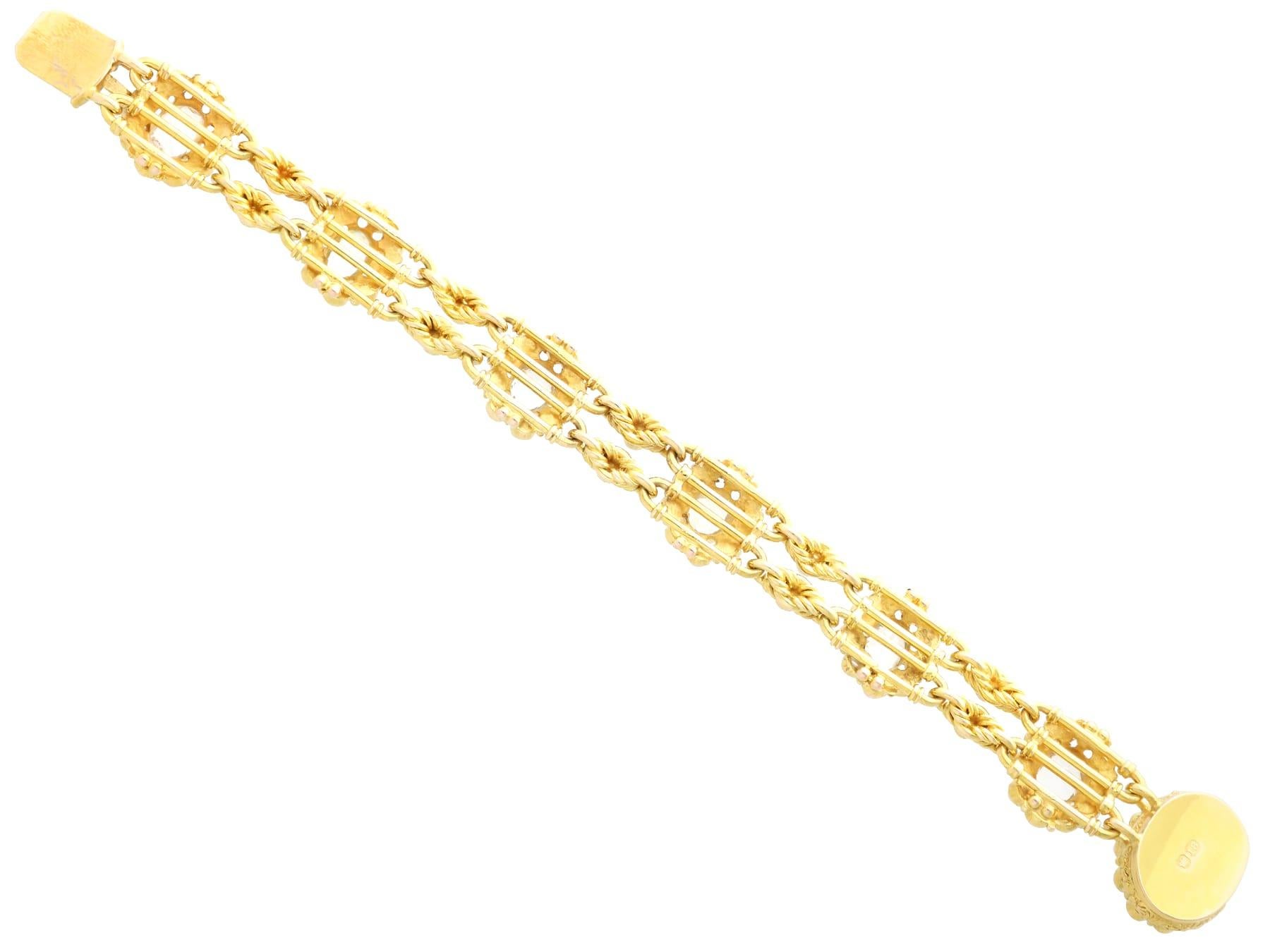 Viktorianisches Armband aus 18 Karat Gelbgold mit 9,50 Karat Bergkristall und Naturperlen im Angebot 3