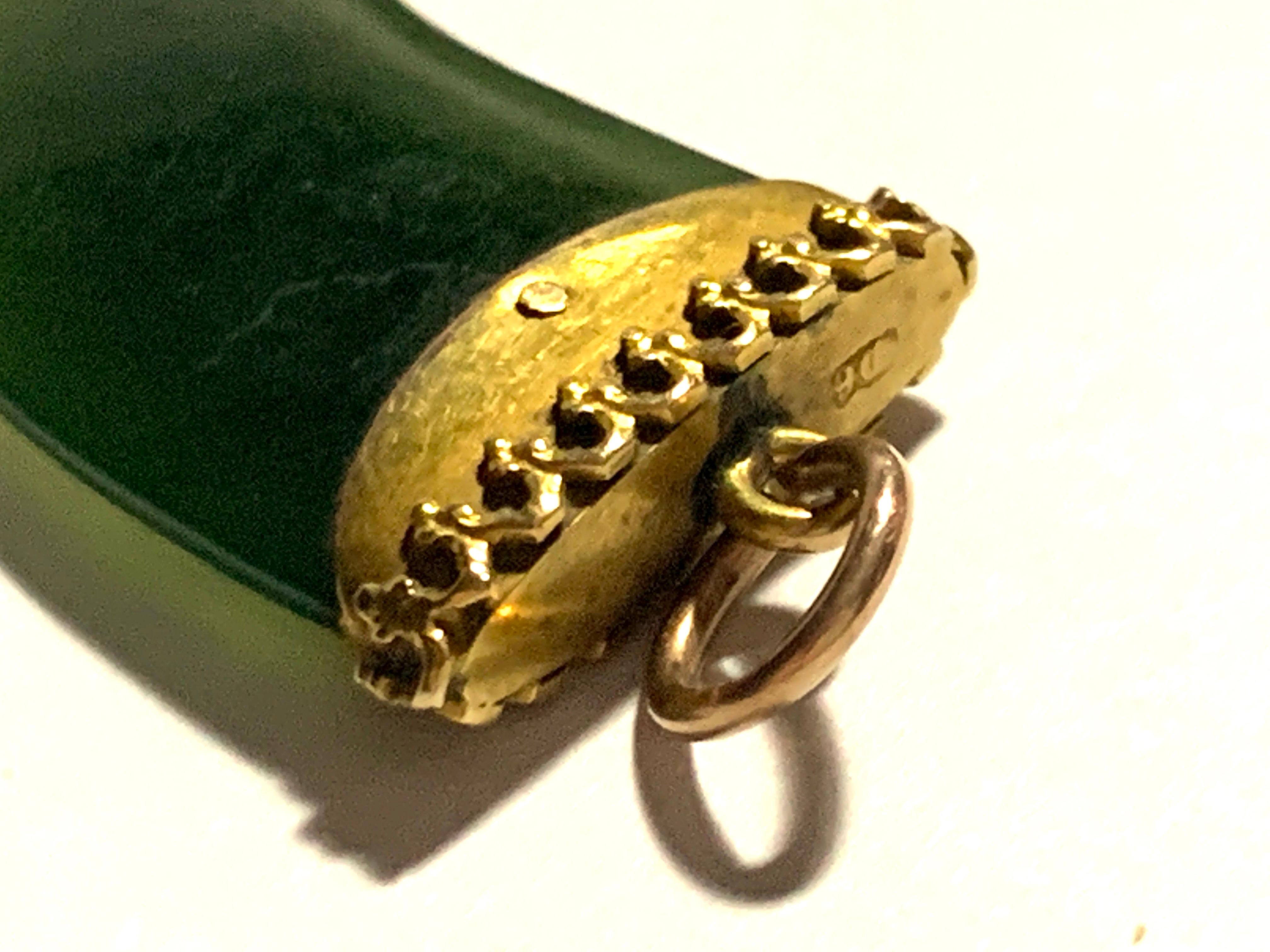 Victorian 9ct Gold Mounted Jade Tiger Tooth Shaped Pendant 1