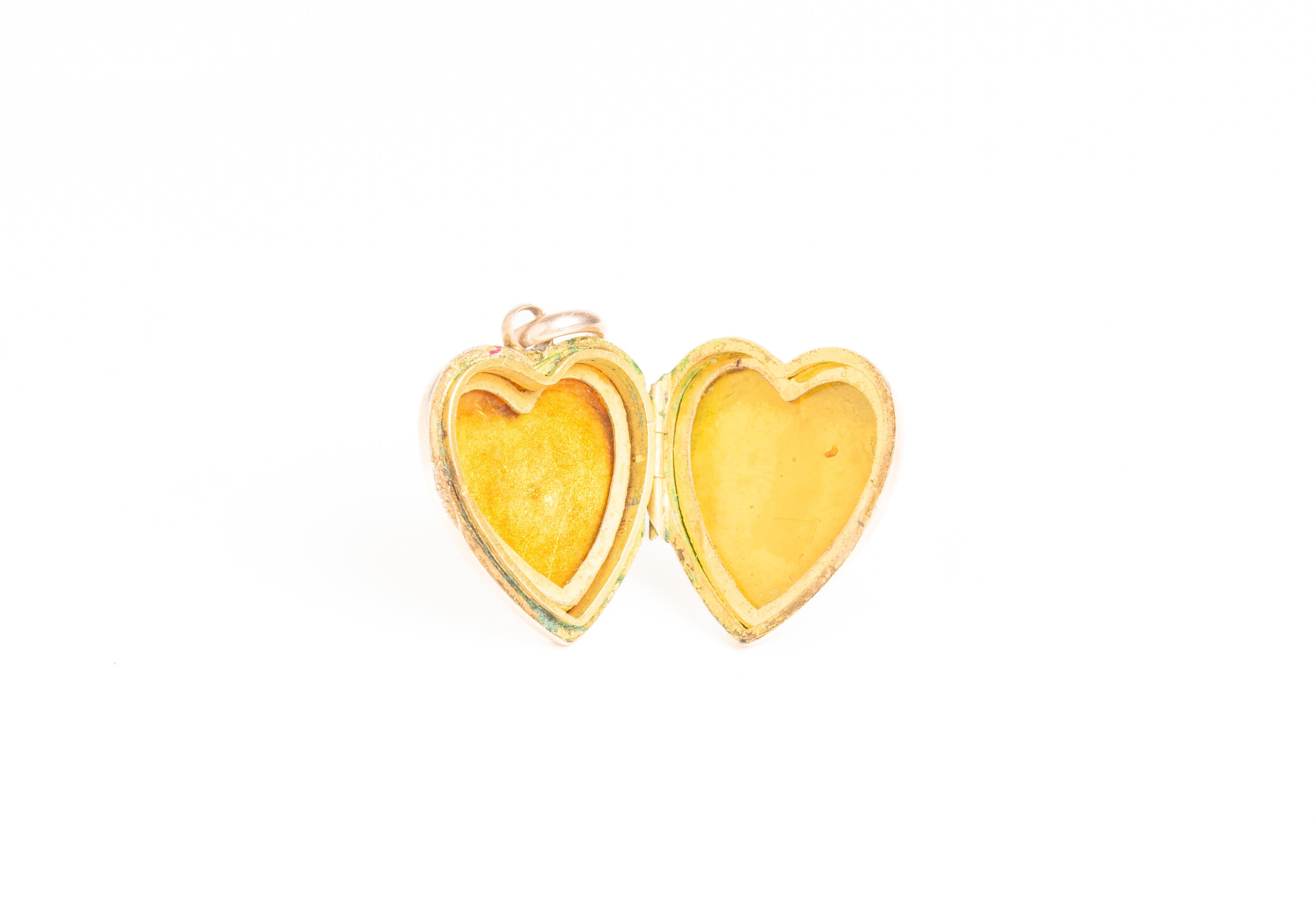 Victorian 9ct Gold Ruby And Pearl Heart Locket In Good Condition In Portland, England