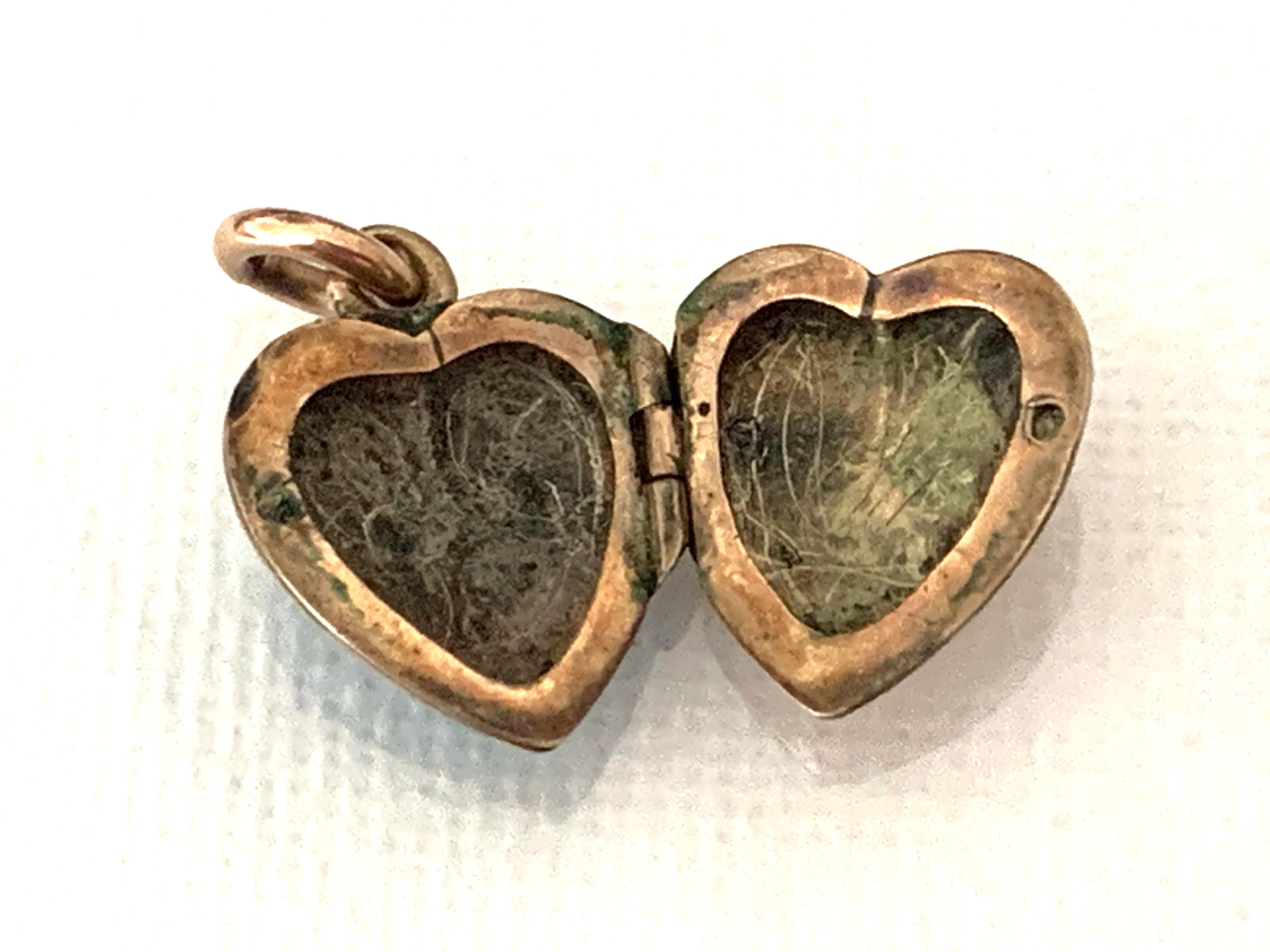 Victorian 9ct Gold Turquoise miniature Locket 2
