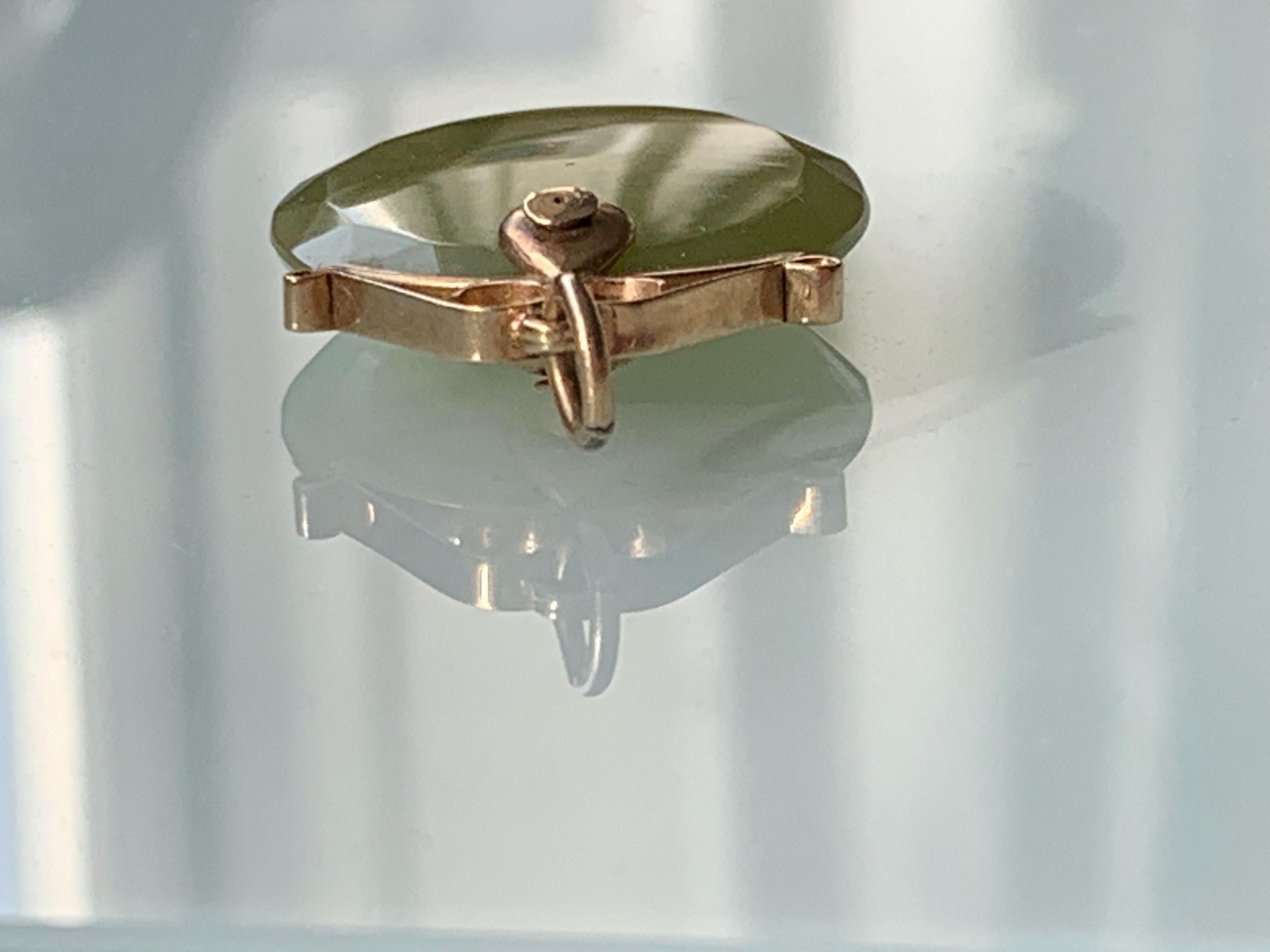 Pendentif victorien en or 9 carats vintage en agate verte Bon état - En vente à London, GB