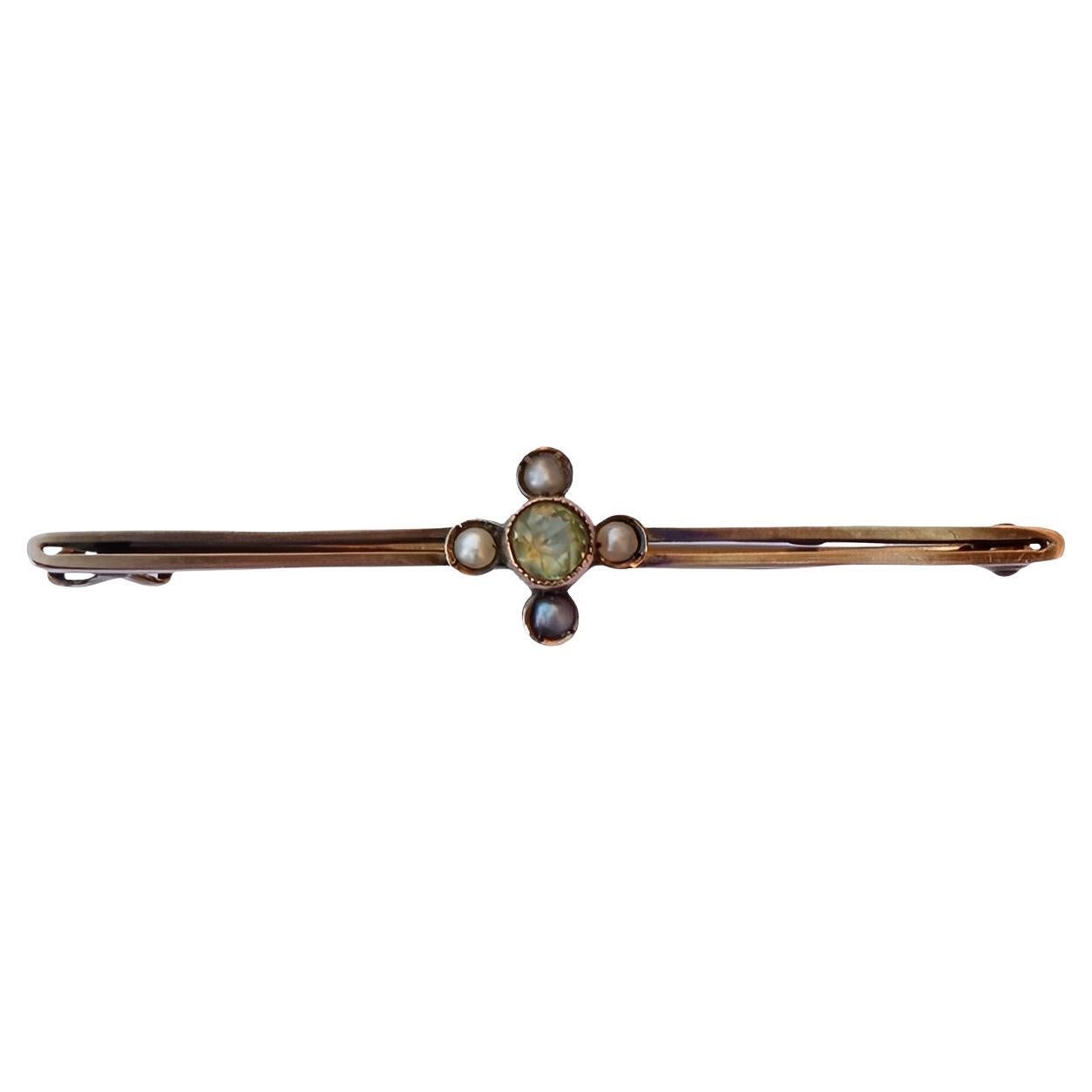 Victorian 9ct Rose Gold Peridot and Natural Seed Pearl Bar Brooch