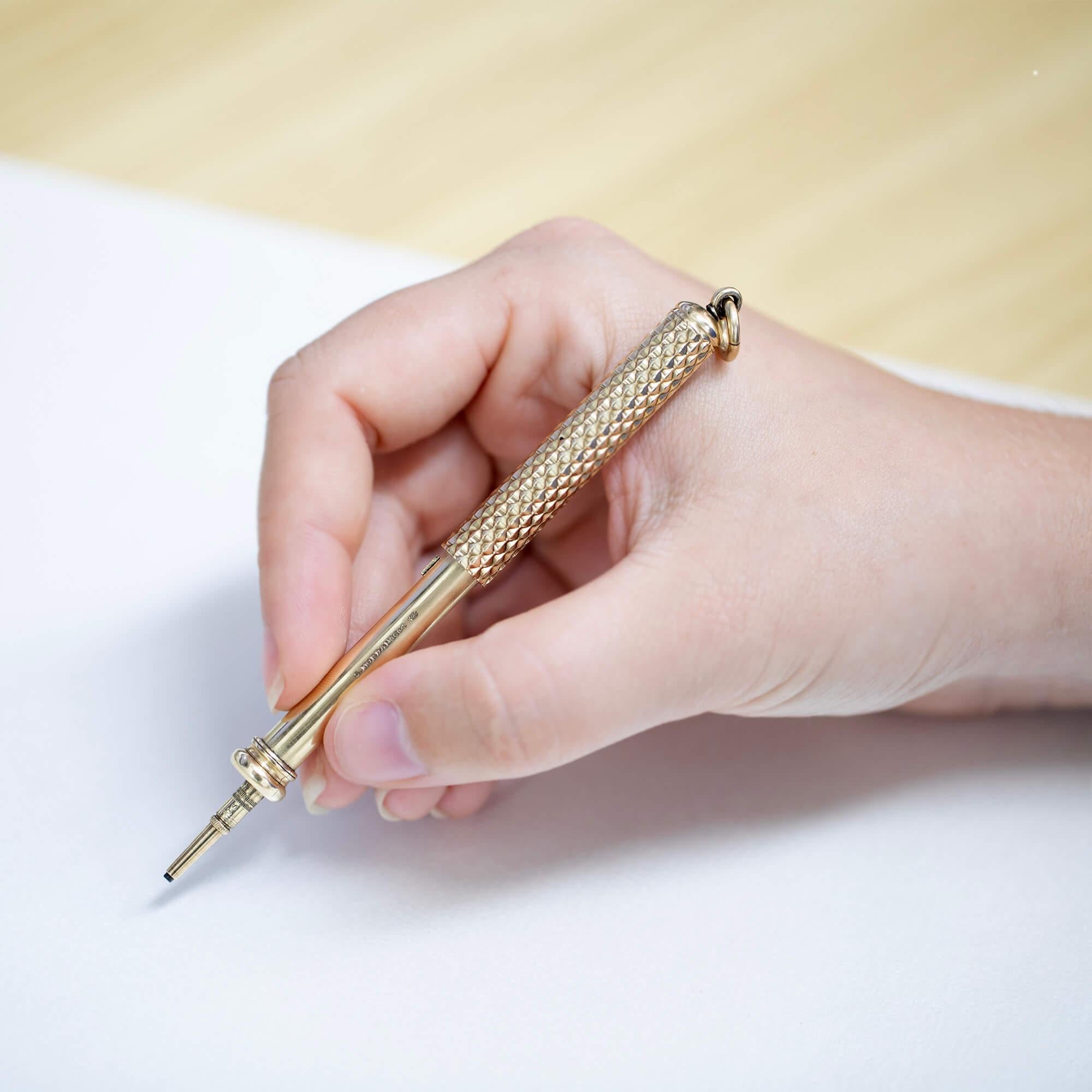 Victorien Victorian 9k Calligraphy Pen and Pencil  Circa 1830-40s en vente