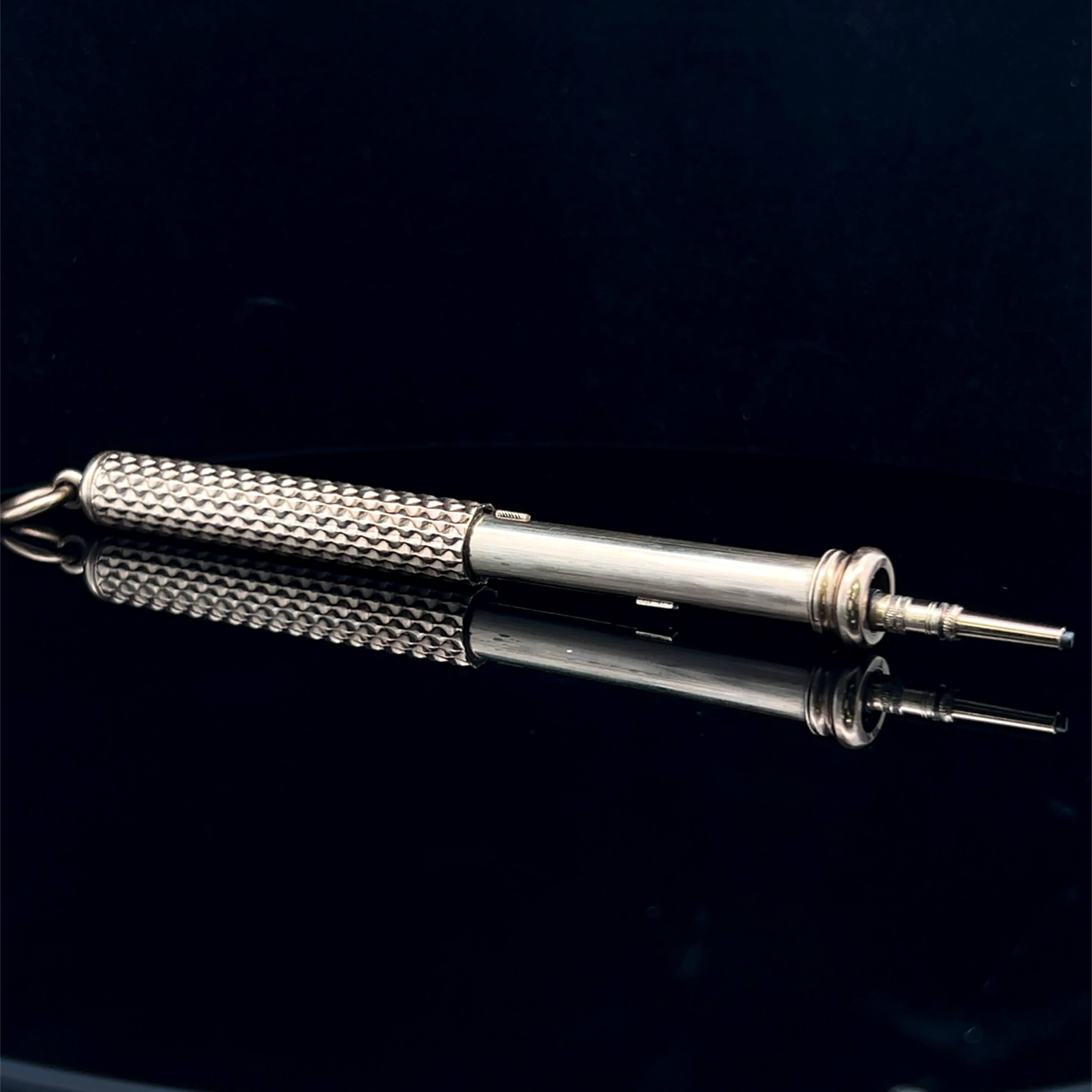 Victorian 9k Calligraphy Pen and Pencil  Circa 1830-40s en vente 4