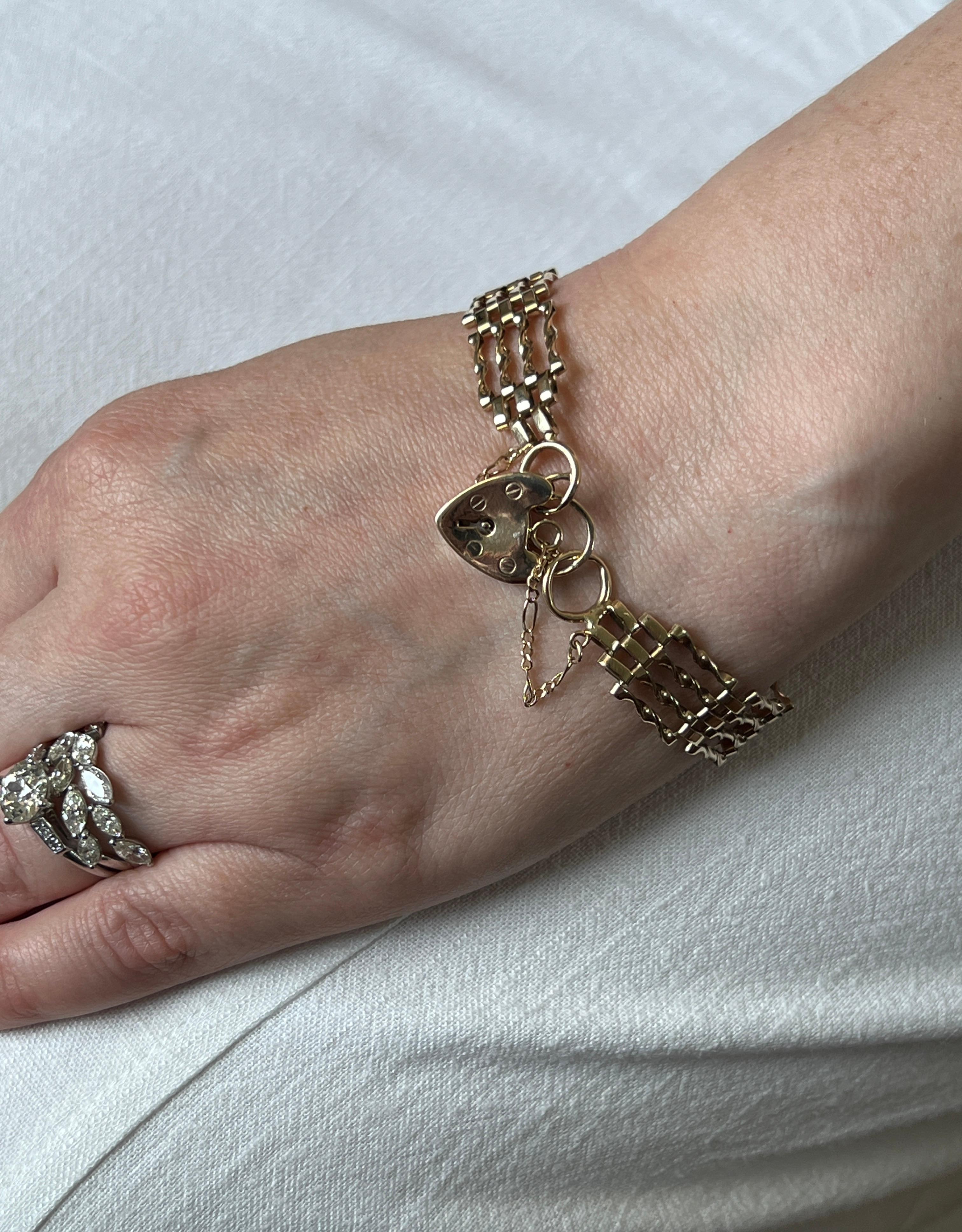 Pulsera Victoriana de Eslabones de Puerta con Candado de Corazón de Oro Amarillo de 9k Victoriano en venta
