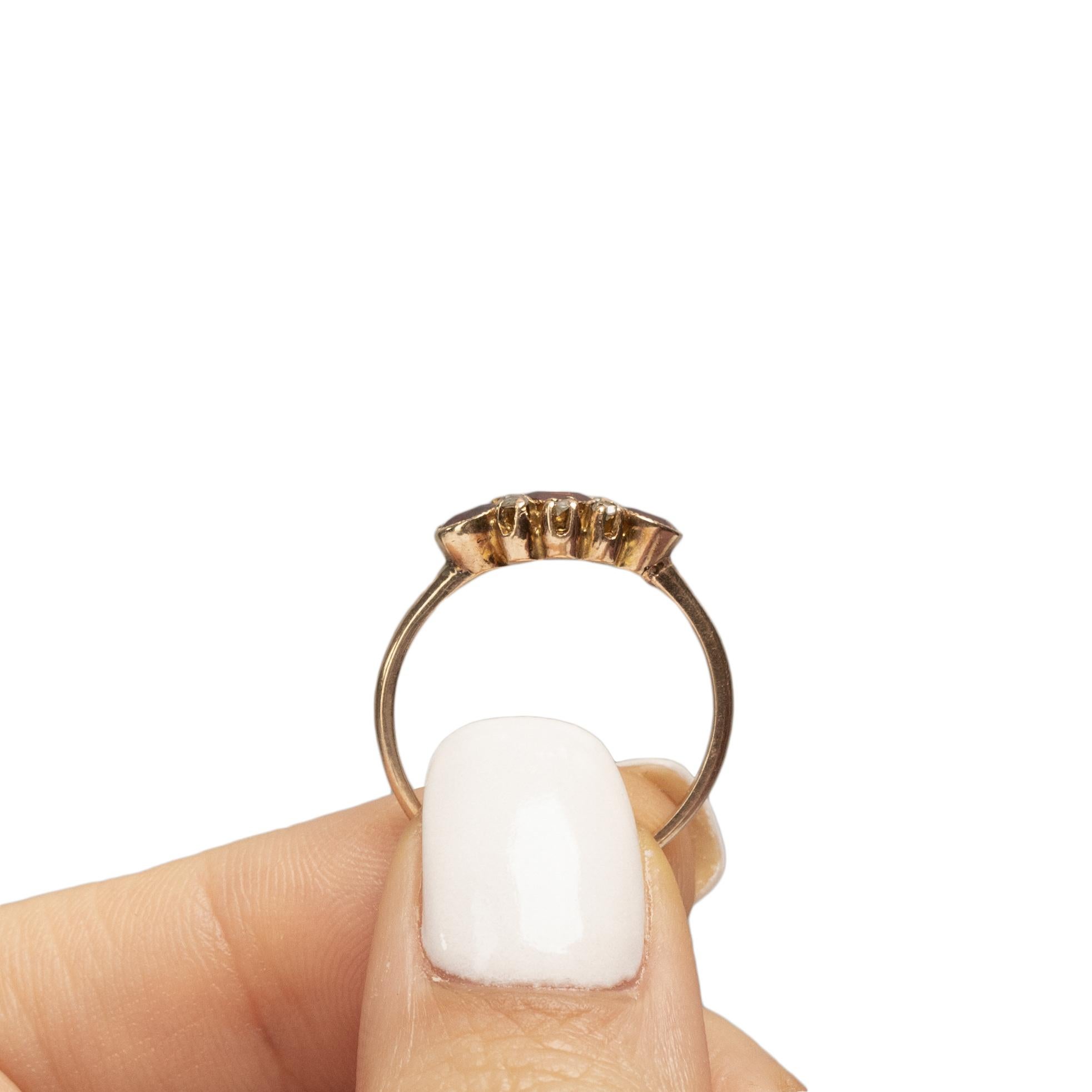 viktorianischer 9K Gelbgold Vintage-Ring mit drei Steinen, Granat und Diamant 2