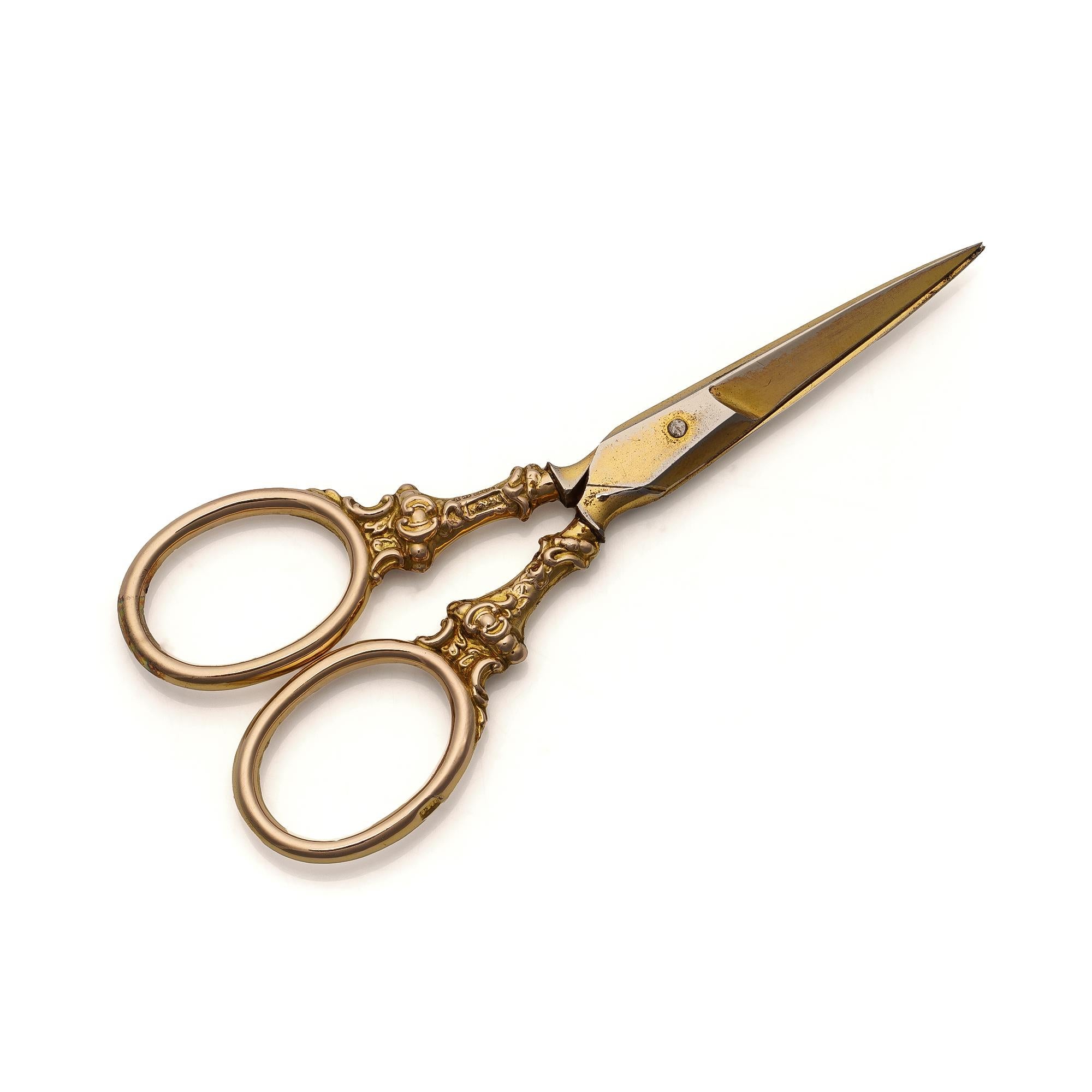 British Victorian 9k gold scissors For Sale