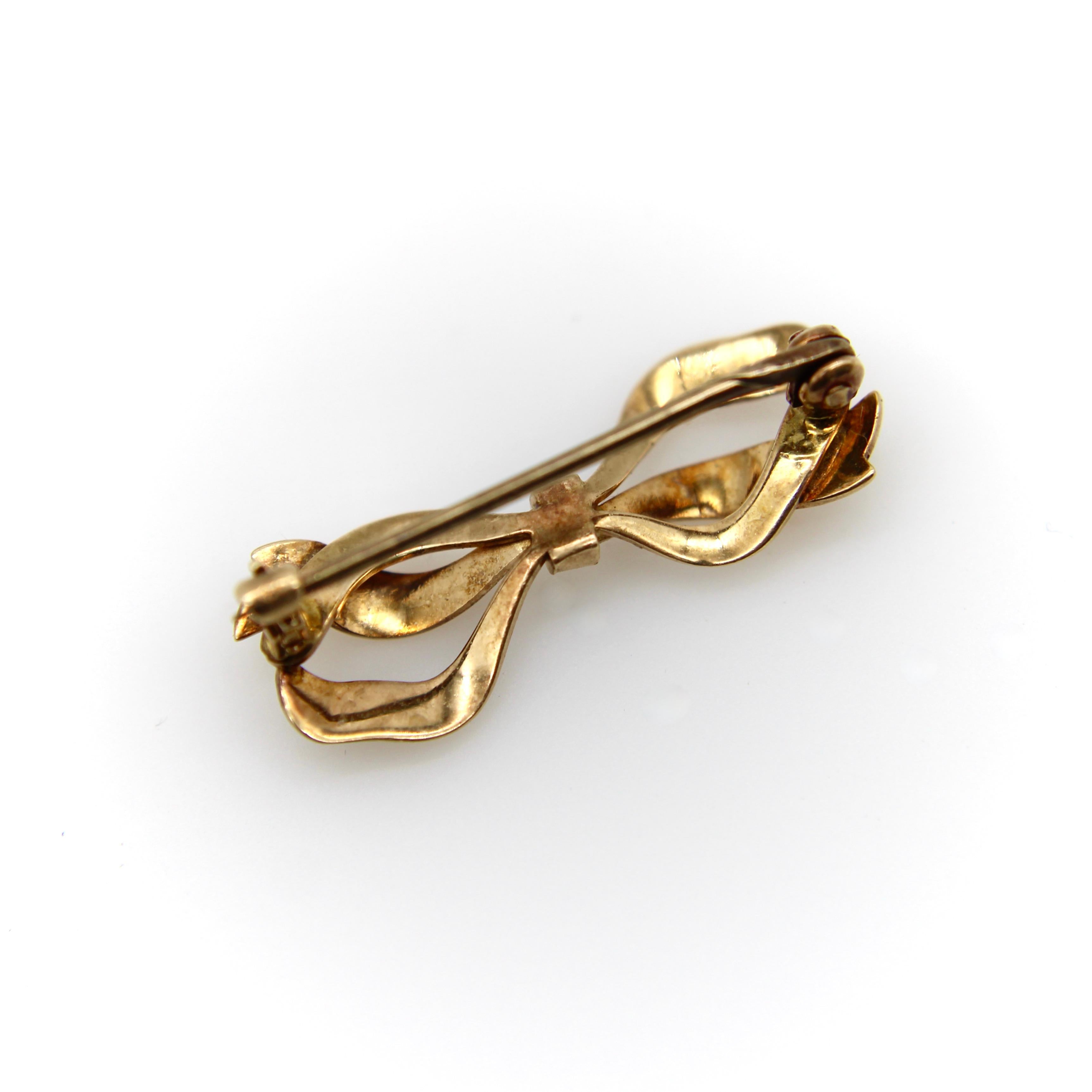 Women's or Men's Victorian Adorable 14K Gold Bow Pin or Brooch 