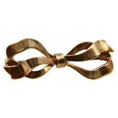 Victorian Adorable 14K Gold Bow Pin or Brooch 