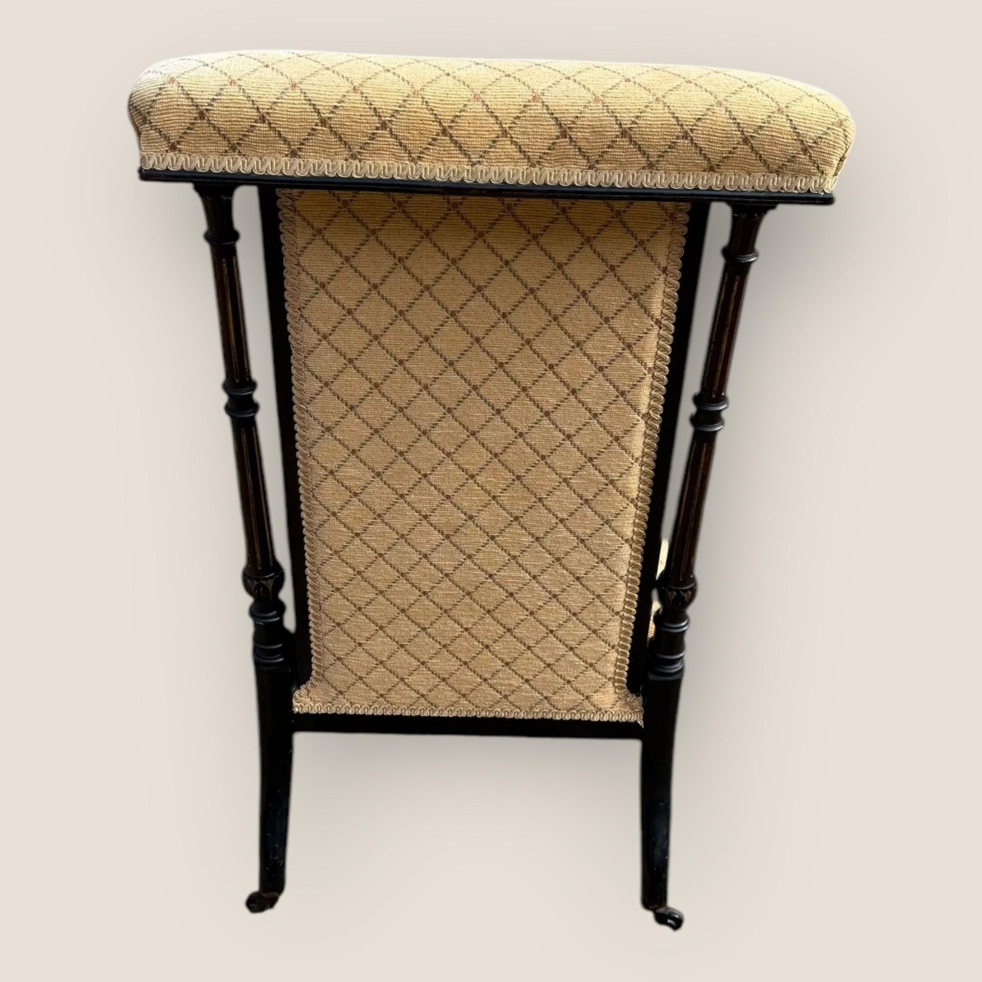 XIXe siècle Chaise de prière victorienne esthétique en vente