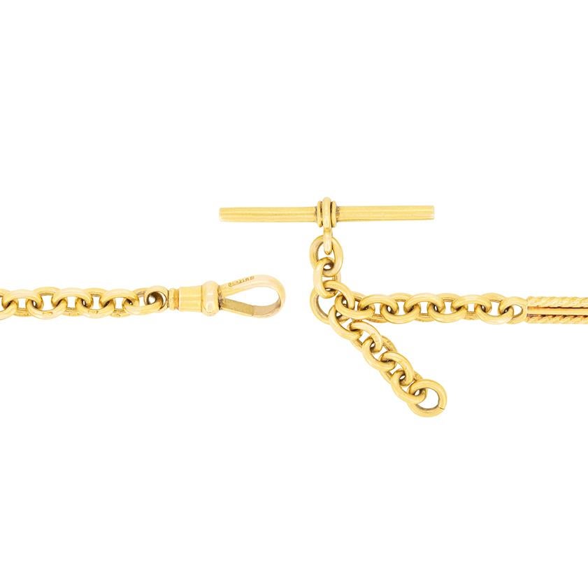 Esta rara pulsera antigua de cadena Albert está fabricada en oro amarillo de 18 quilates. Los eslabones de la cadena conectan barras robustas de 3 mm de grosor cada una, lo que da a la pieza un aspecto sustancial y elegante a la vez. Con un peso